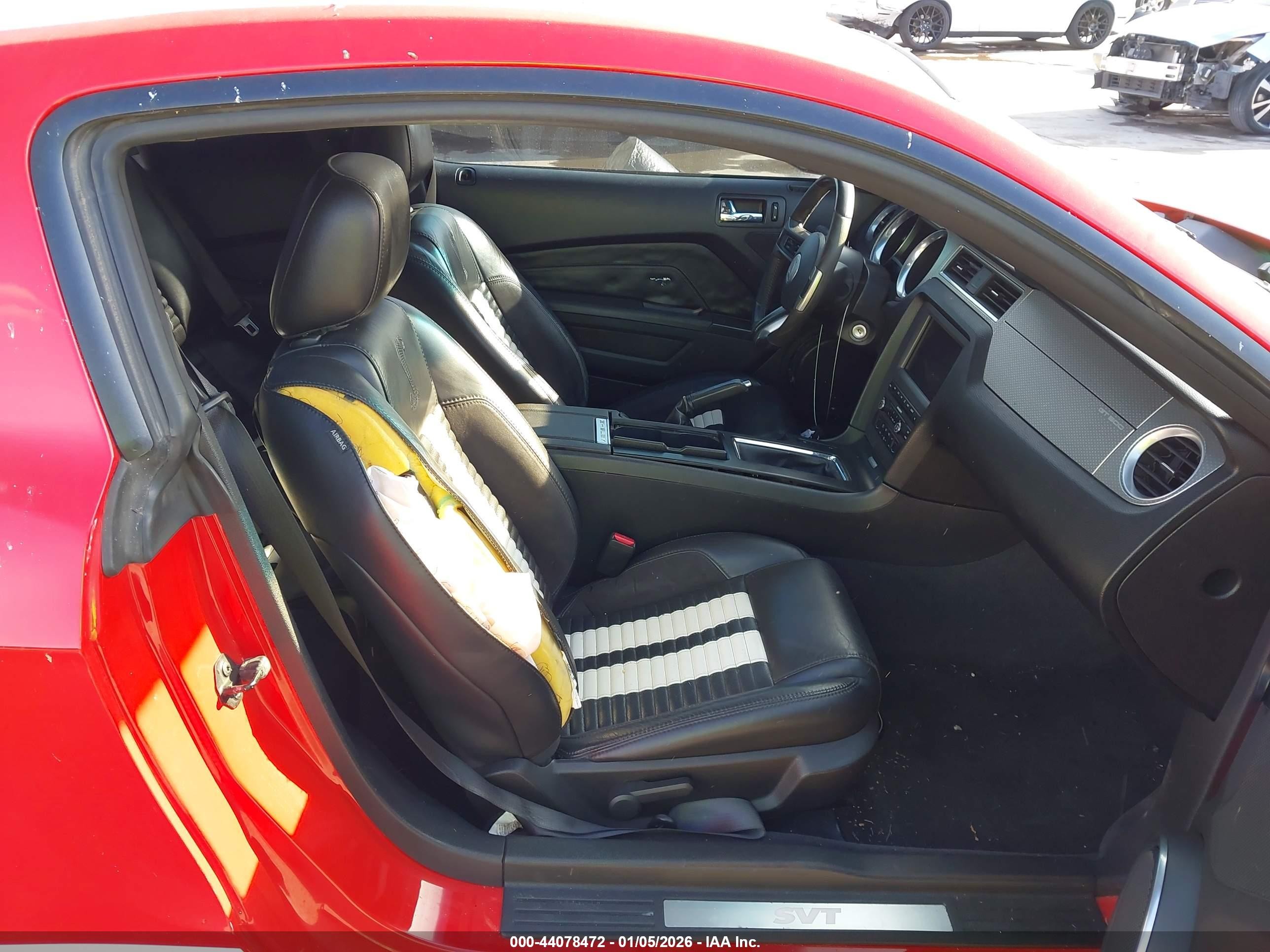 2011 Ford Shelby Gt500   Red vin: 1ZVBP8JS8B5127844