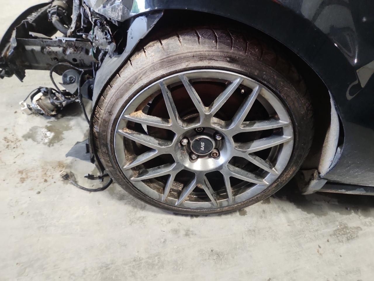 2012 Ford Mustang Shelby Gt500 Black vin: 1ZVBP8JS9C5231681 Damage: Left Front Wheel, Curb Rash, 2 To 3 Inches
