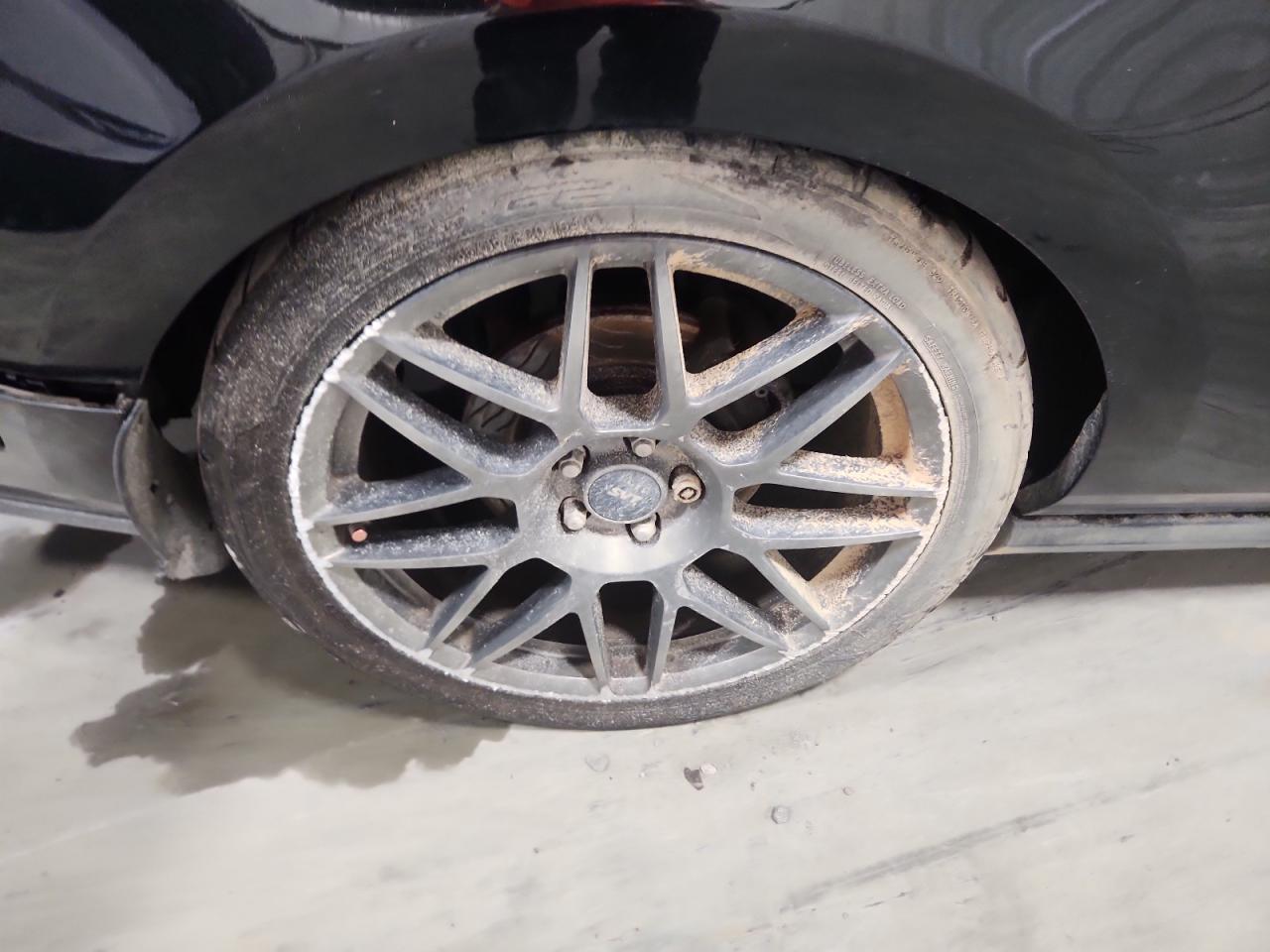 2012 Ford Mustang Shelby Gt500 Black vin: 1ZVBP8JS9C5231681 Damage: Right Rear Wheel, Curb Rash, > 12 Inches