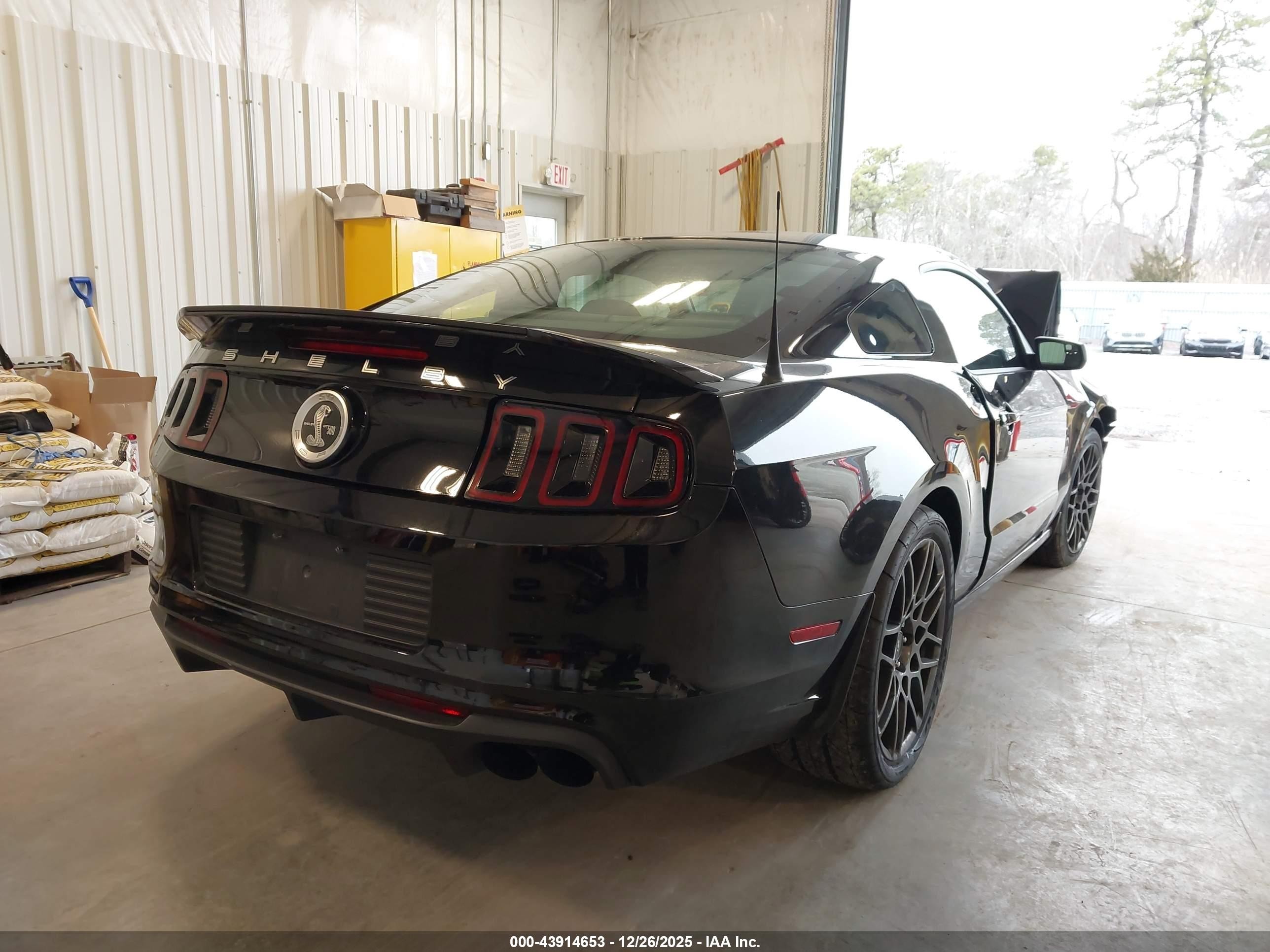 2013 Ford Shelby Gt500   Black vin: 1ZVBP8JZ8D5260863