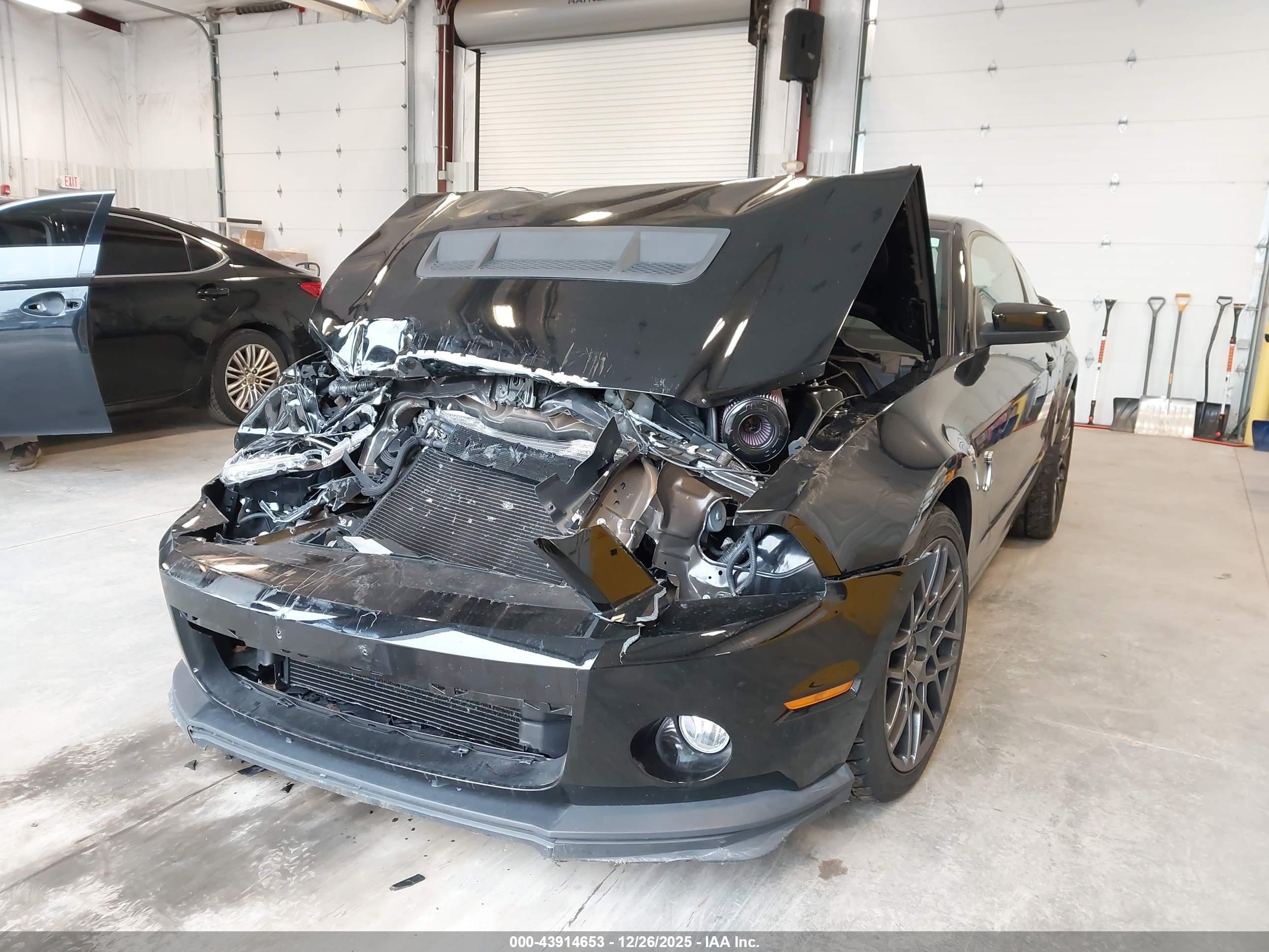 2013 Ford Shelby Gt500   Black vin: 1ZVBP8JZ8D5260863