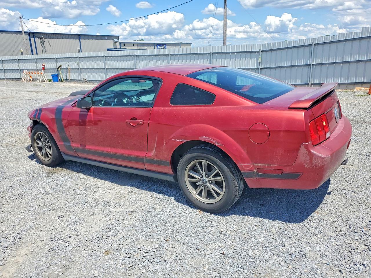 2005 Ford Mustang Красный vin: 1ZVFT80N055104183