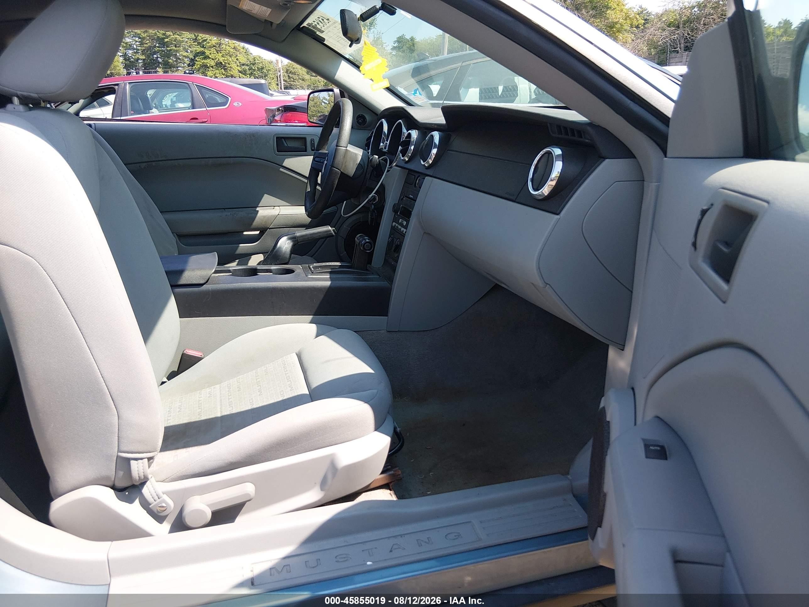 2005 Ford Mustang V6 Deluxe/v6 Premium Blue vin: 1ZVFT80N055116480