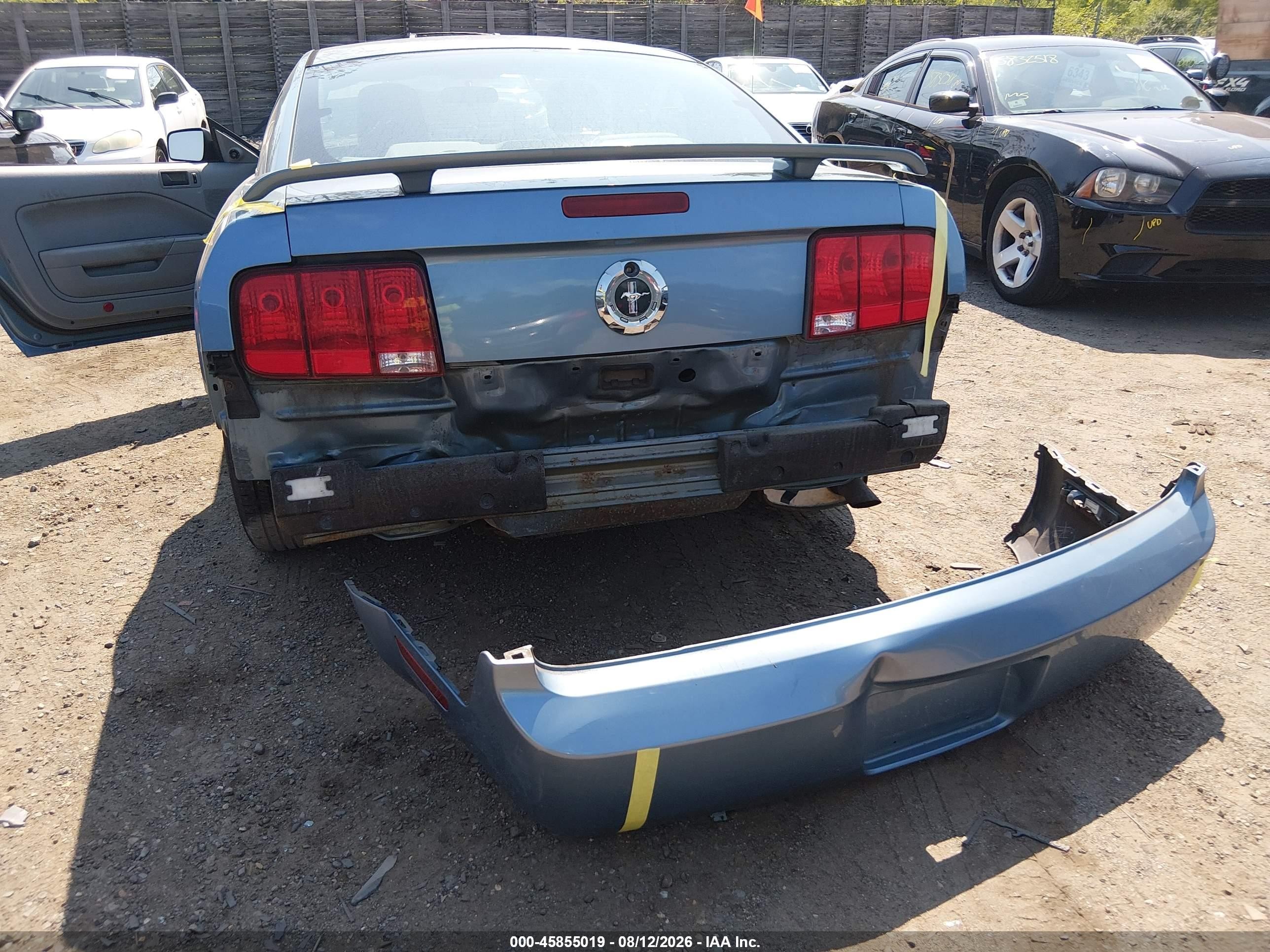 2005 Ford Mustang V6 Deluxe/v6 Premium Blue vin: 1ZVFT80N055116480