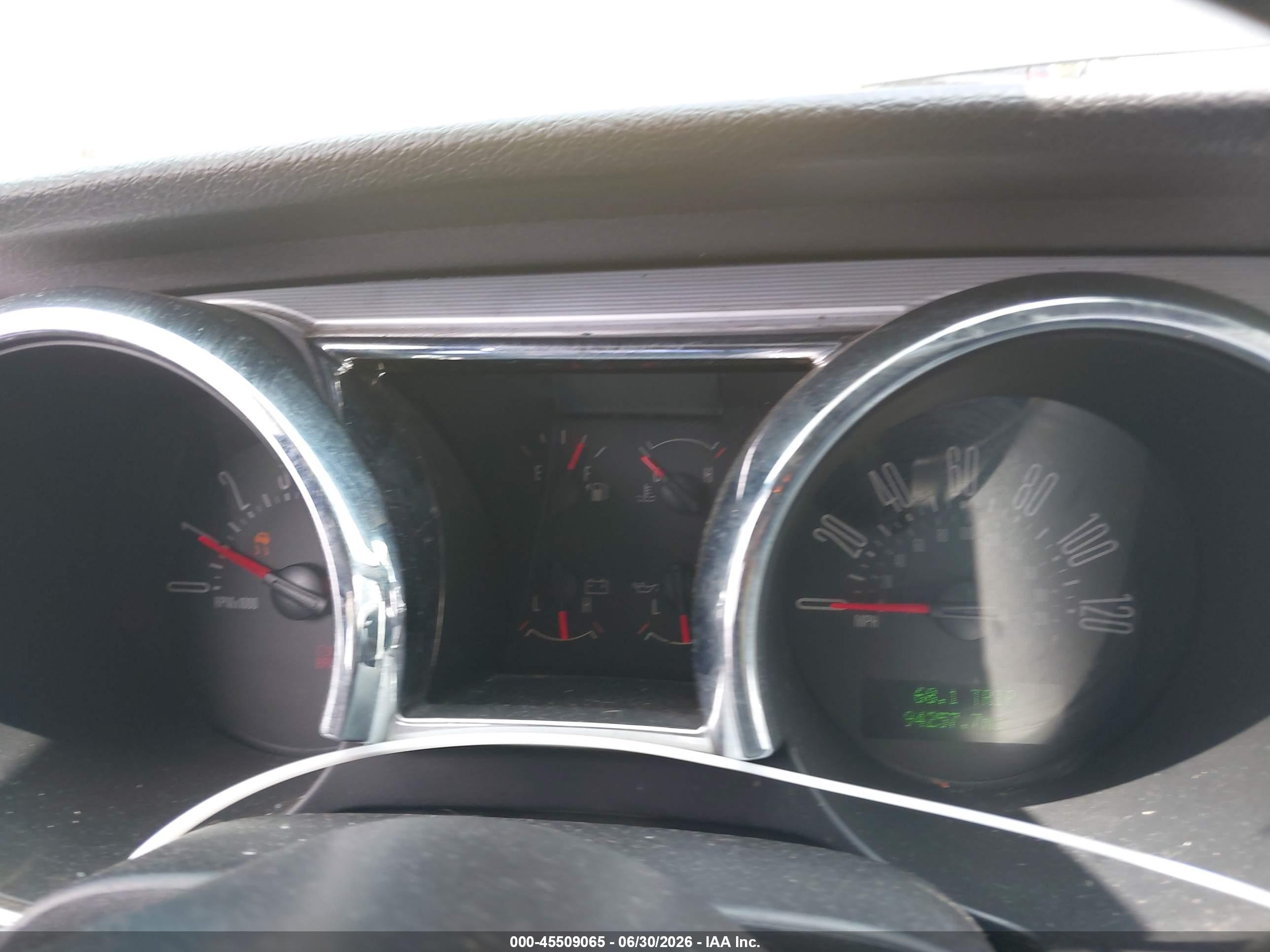 2006 Ford Mustang V6 Yellow vin: 1ZVFT80N065127142