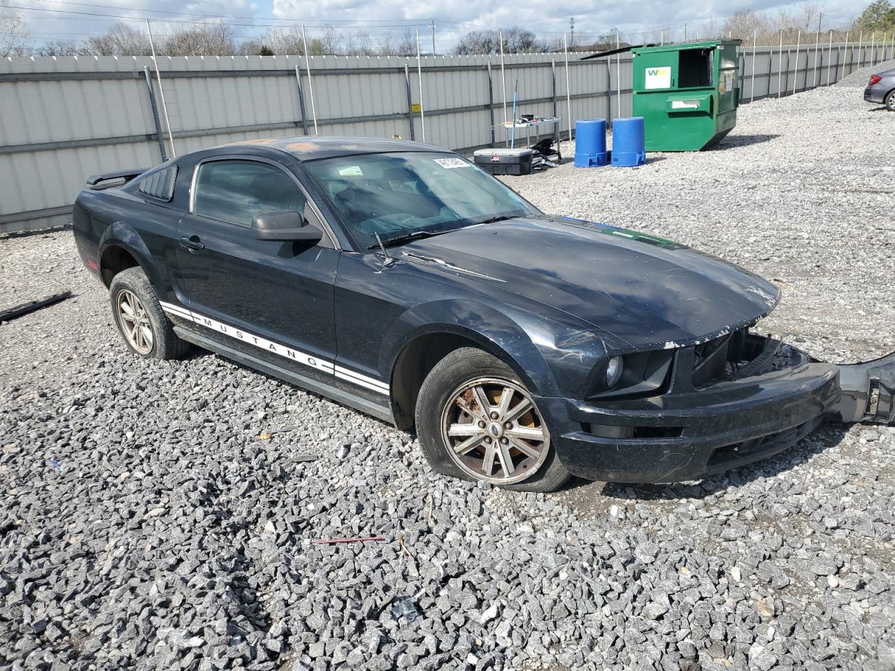 2006 Ford Mustang Black vin: 1ZVFT80N065144331