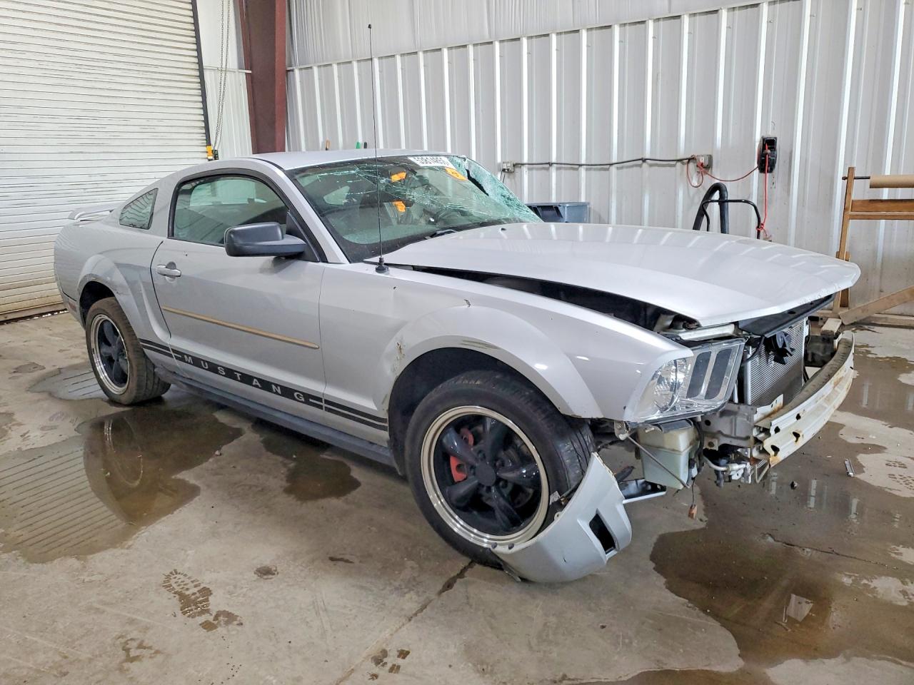 2006 Ford Mustang Silver vin: 1ZVFT80N065164417