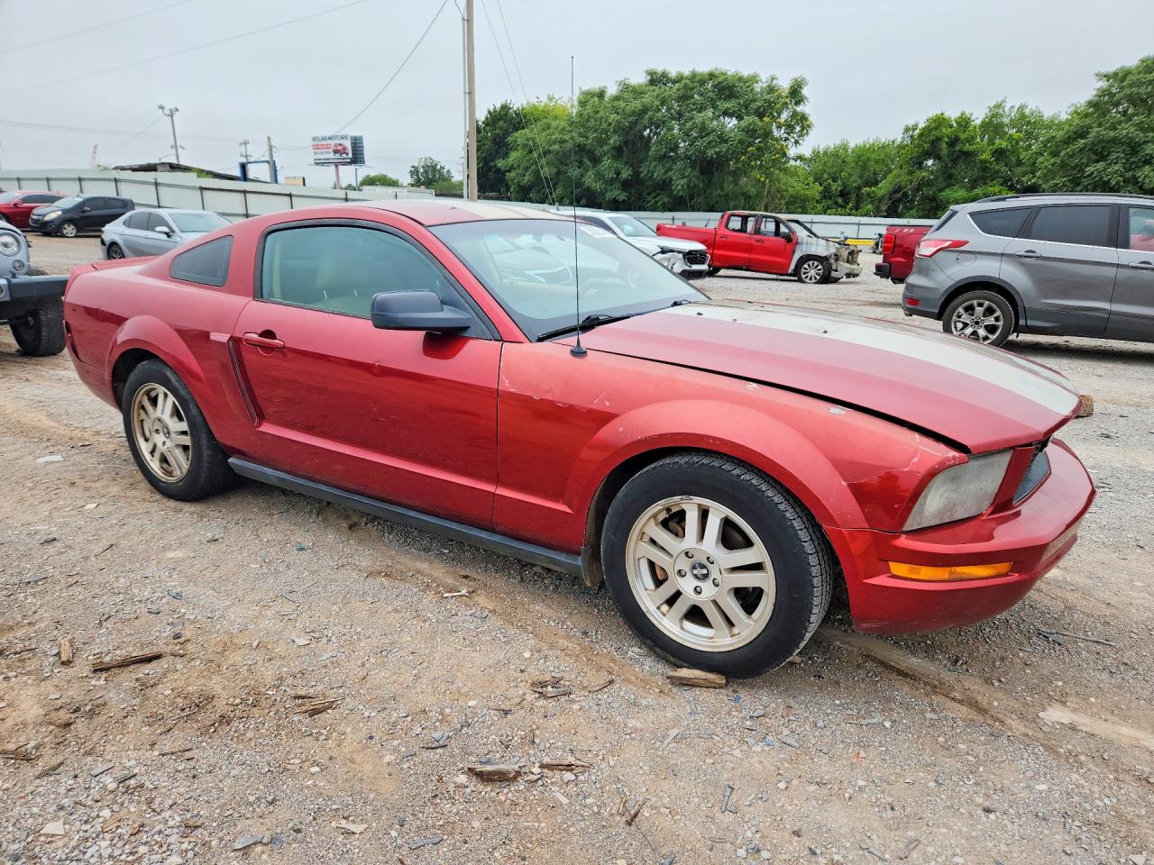 2007 Ford Mustang Красный vin: 1ZVFT80N075213441