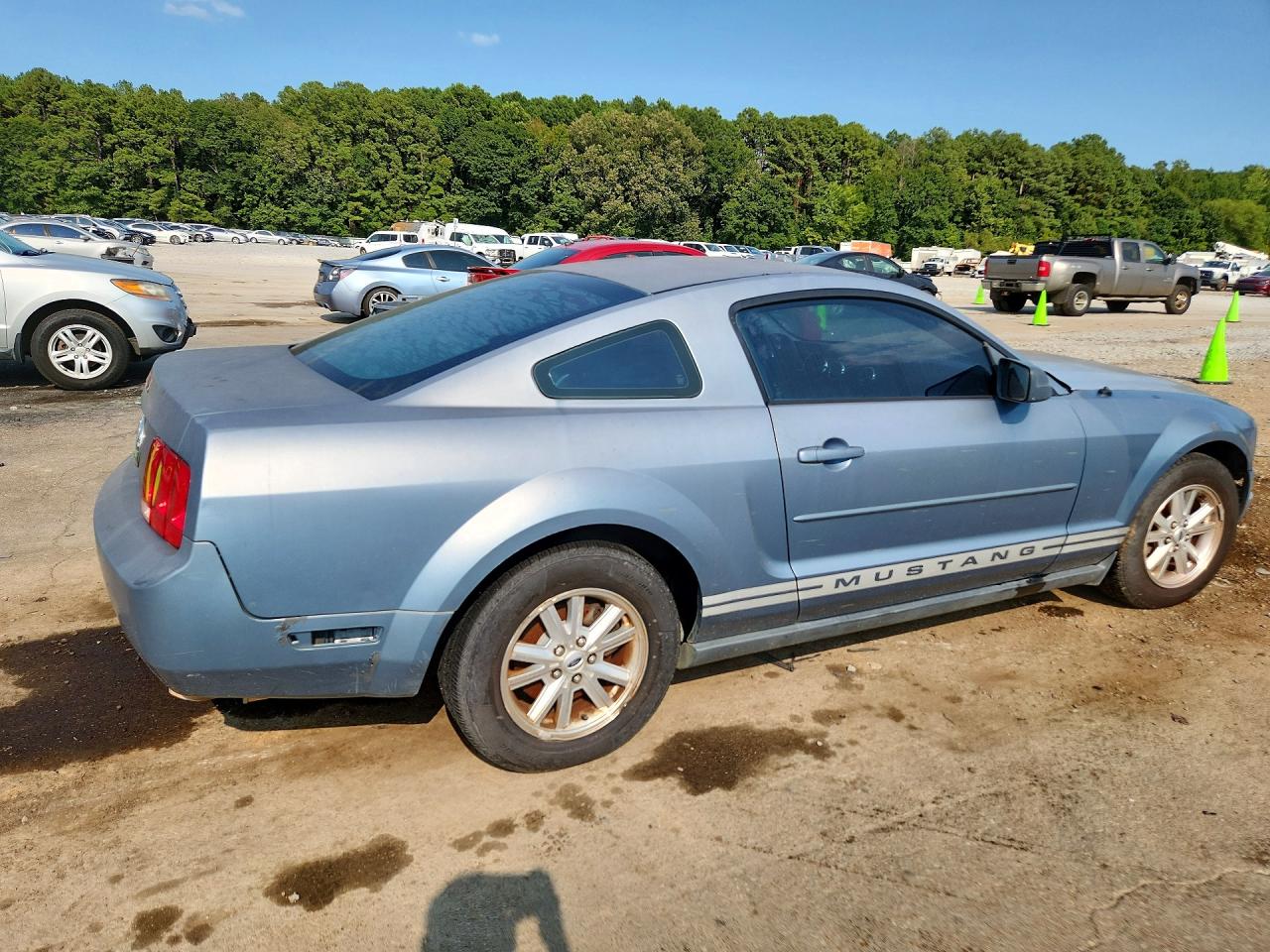 2007 Ford Mustang Blue vin: 1ZVFT80N075266009