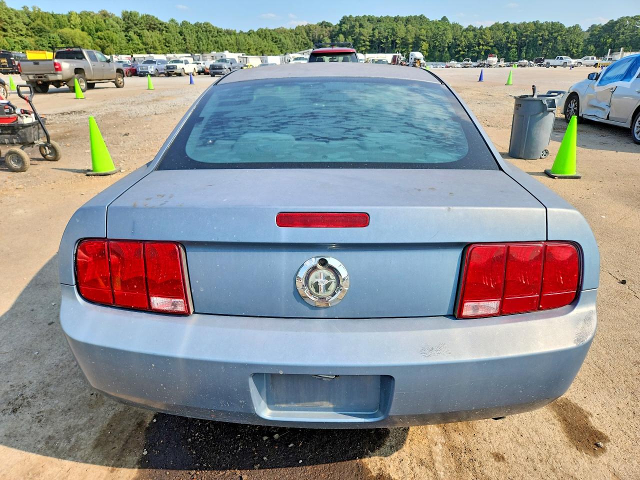 2007 Ford Mustang Blue vin: 1ZVFT80N075266009