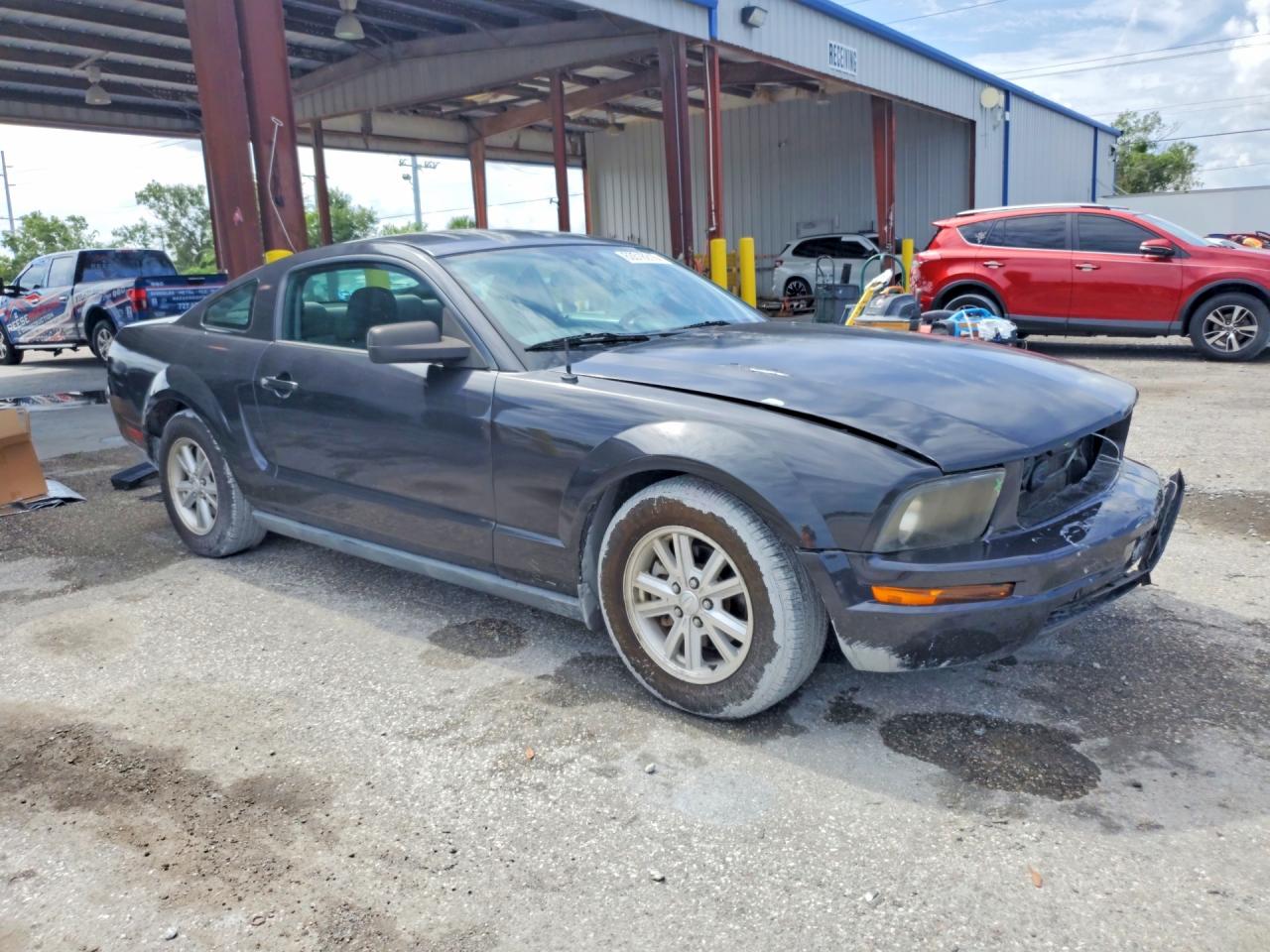 2007 Ford Mustang Charcoal vin: 1ZVFT80N075323308