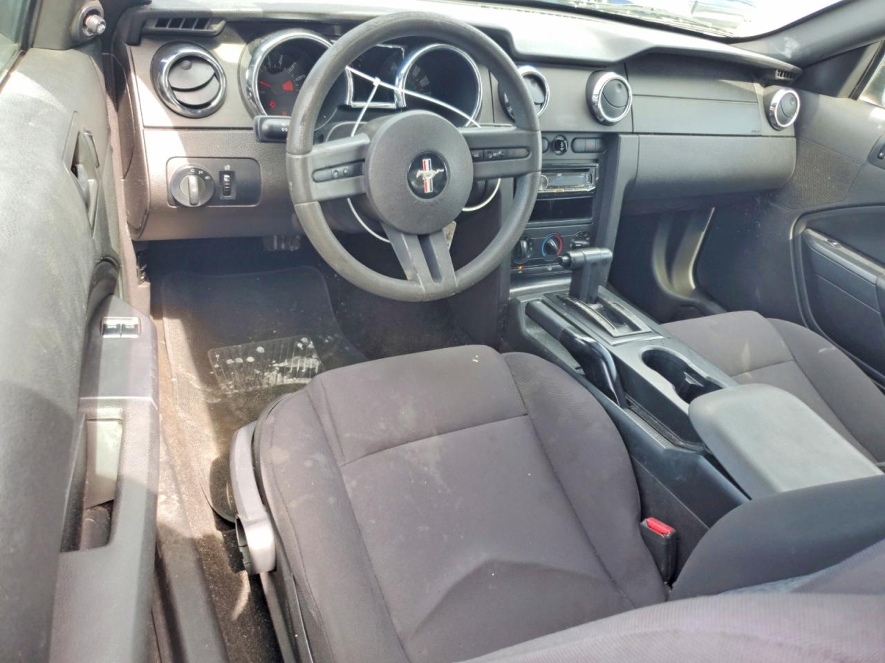 2007 Ford Mustang Charcoal vin: 1ZVFT80N075323308