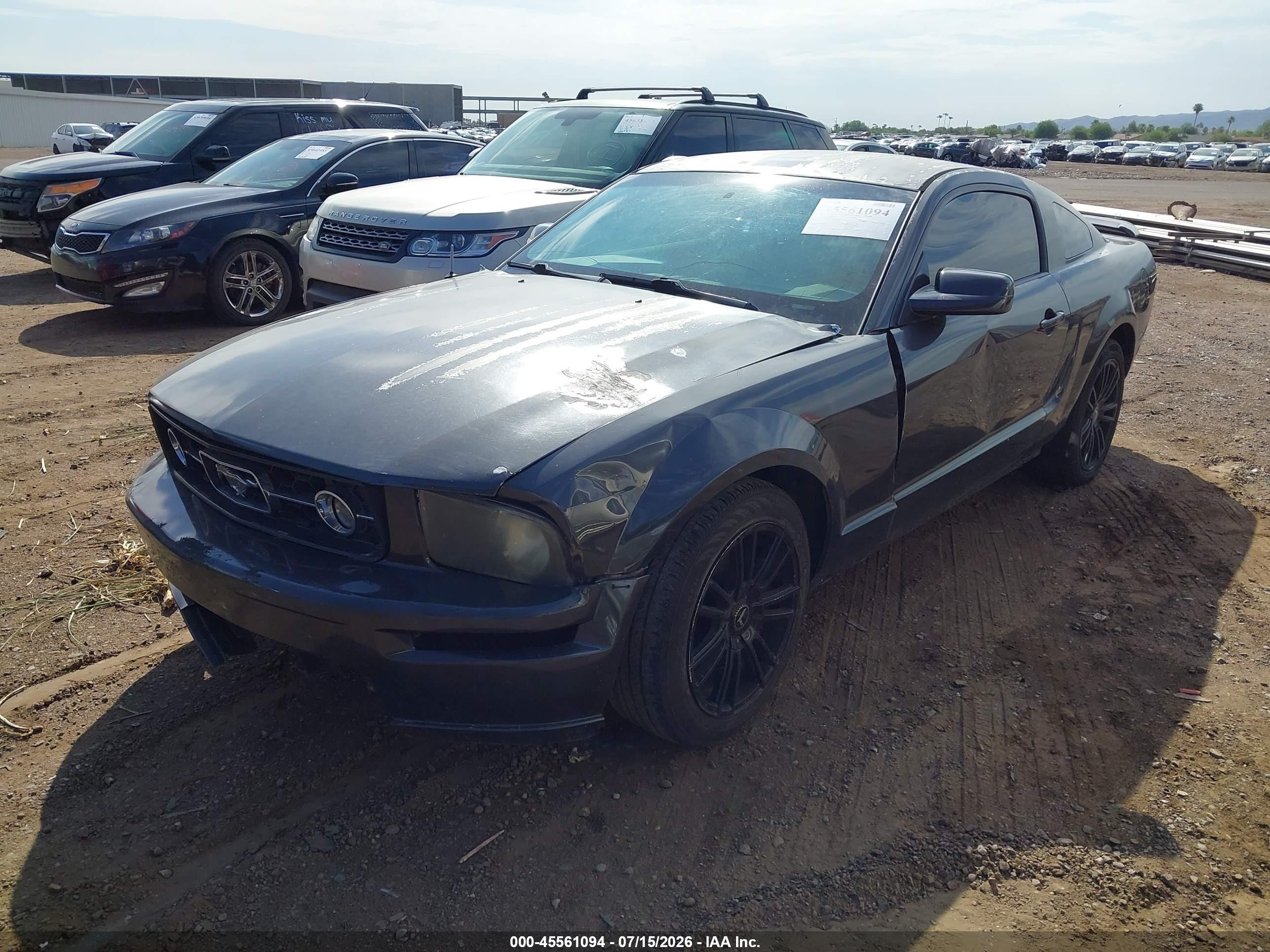 2007 Ford Mustang   Серый vin: 1ZVFT80N075331408