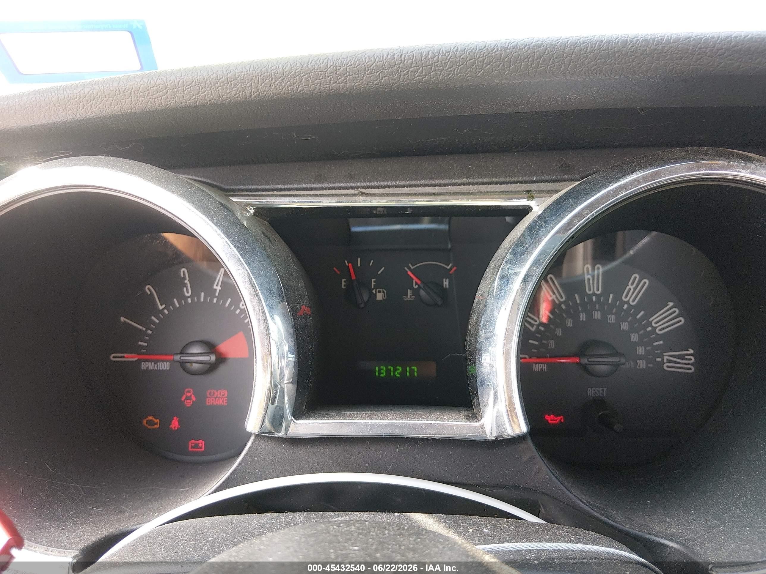 2007 Ford Mustang V6 Deluxe/v6 Premium Красный vin: 1ZVFT80N075347348