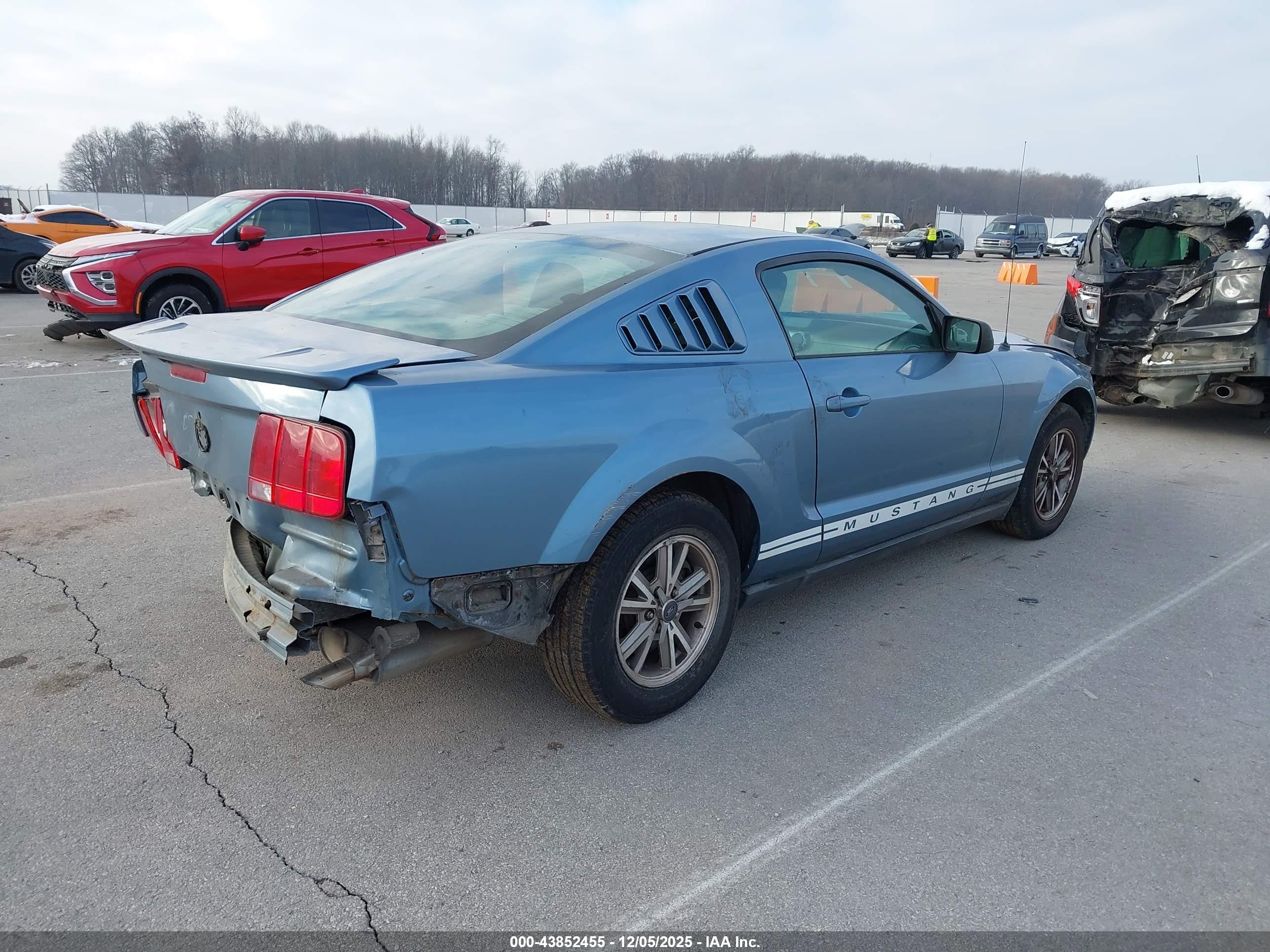 2005 Ford Mustang V6 Deluxe/v6 Premium Blue vin: 1ZVFT80N155103849