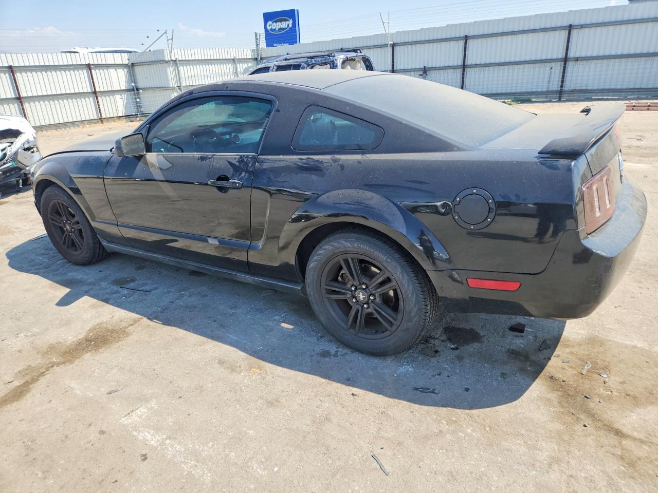 2005 Ford Mustang Black vin: 1ZVFT80N155149102