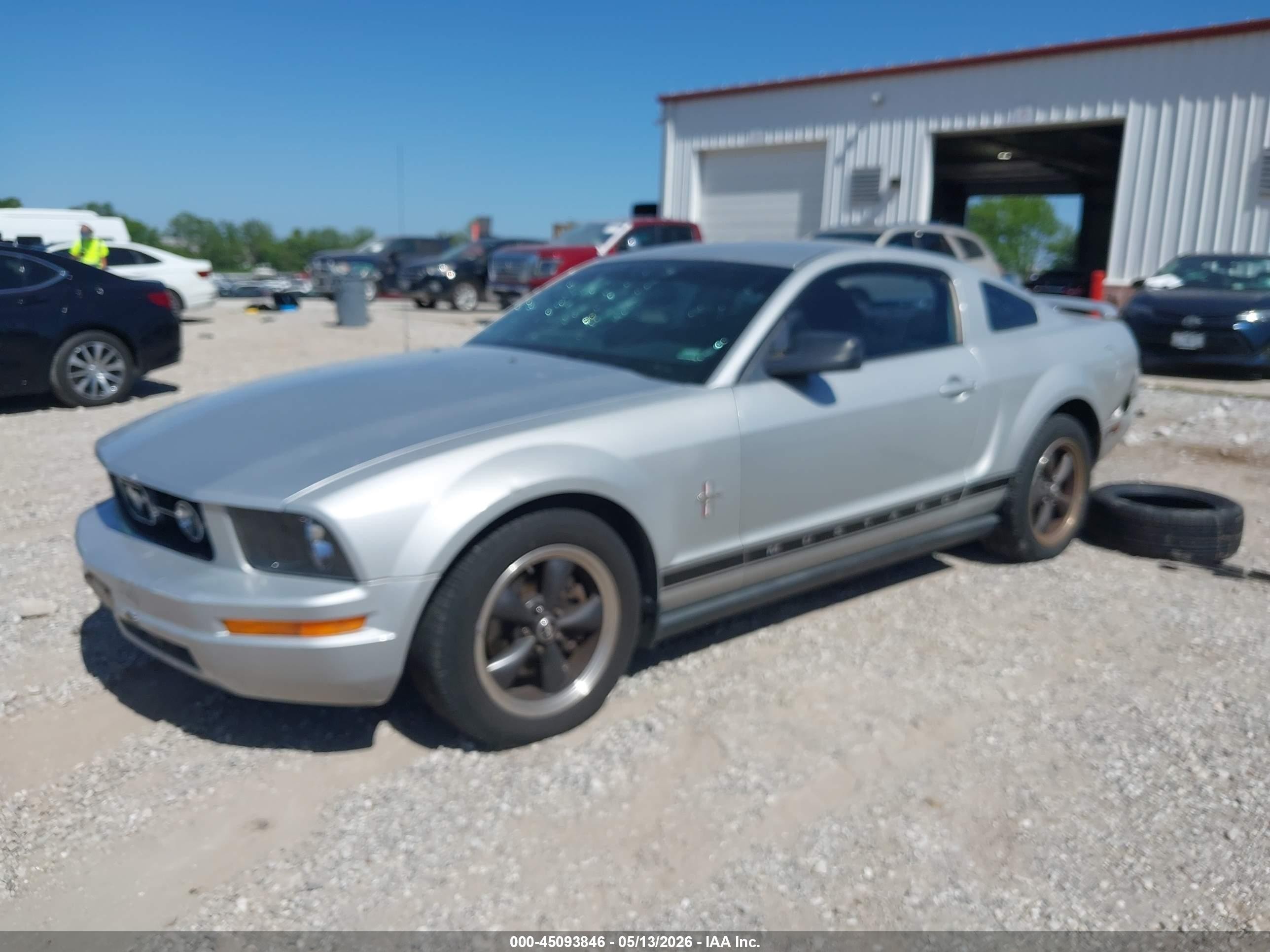 2006 Ford Mustang V6 Silver vin: 1ZVFT80N165110141