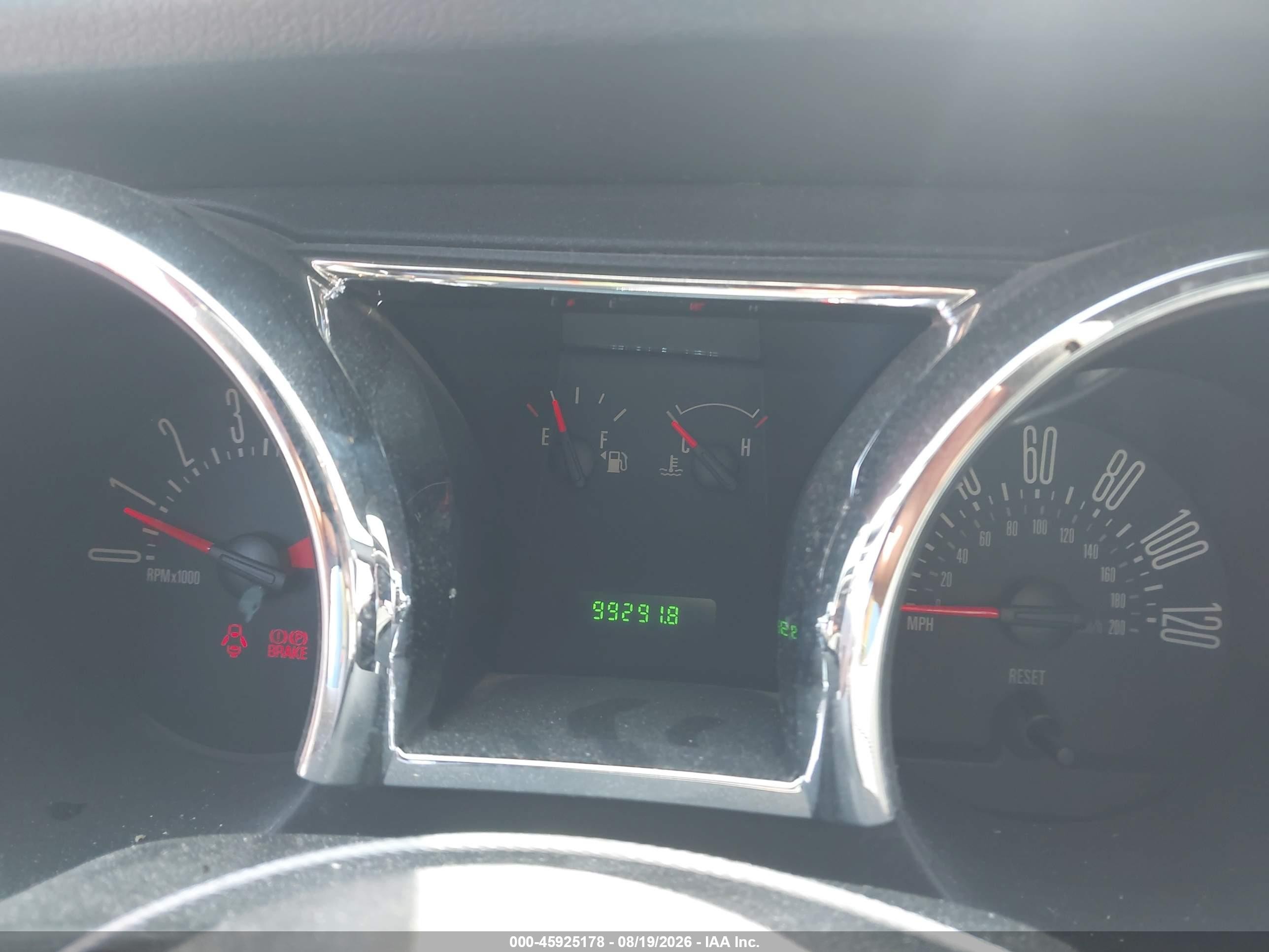 2006 Ford Mustang V6 Красный vin: 1ZVFT80N165239481