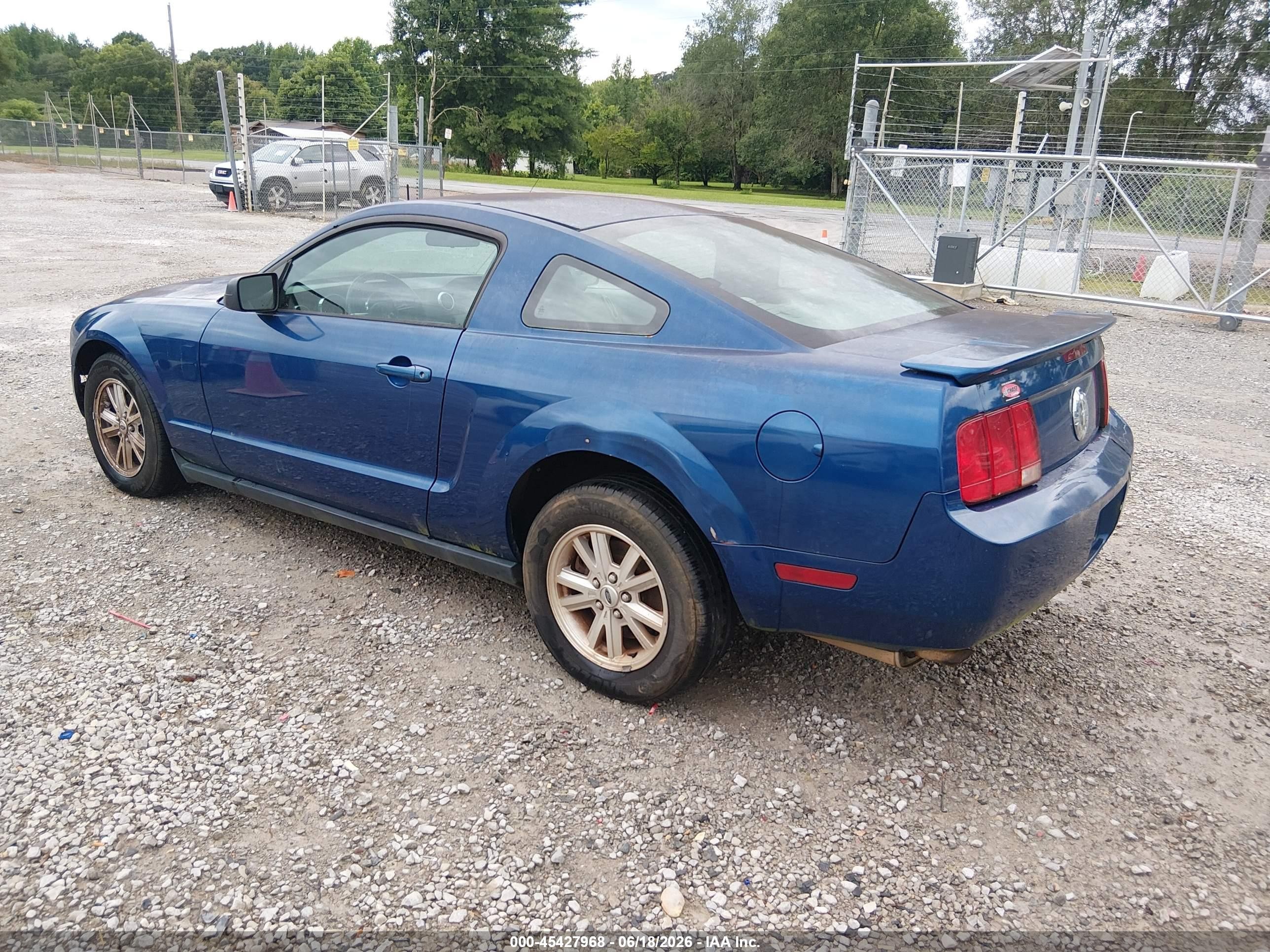 2007 Ford Mustang V6 Deluxe/v6 Premium Blue vin: 1ZVFT80N175210693