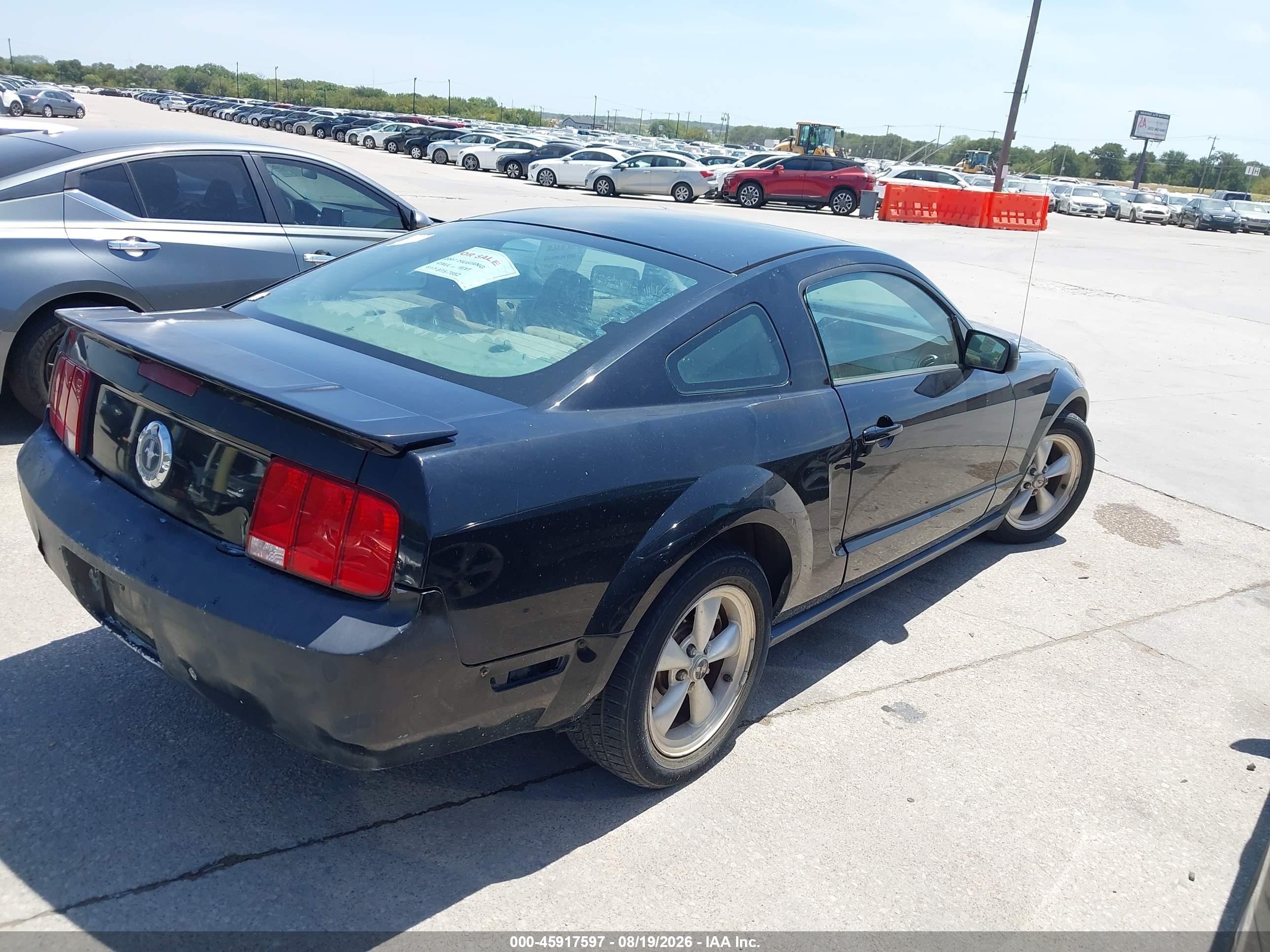 2007 Ford Mustang V6 Deluxe/v6 Premium Black vin: 1ZVFT80N175357371