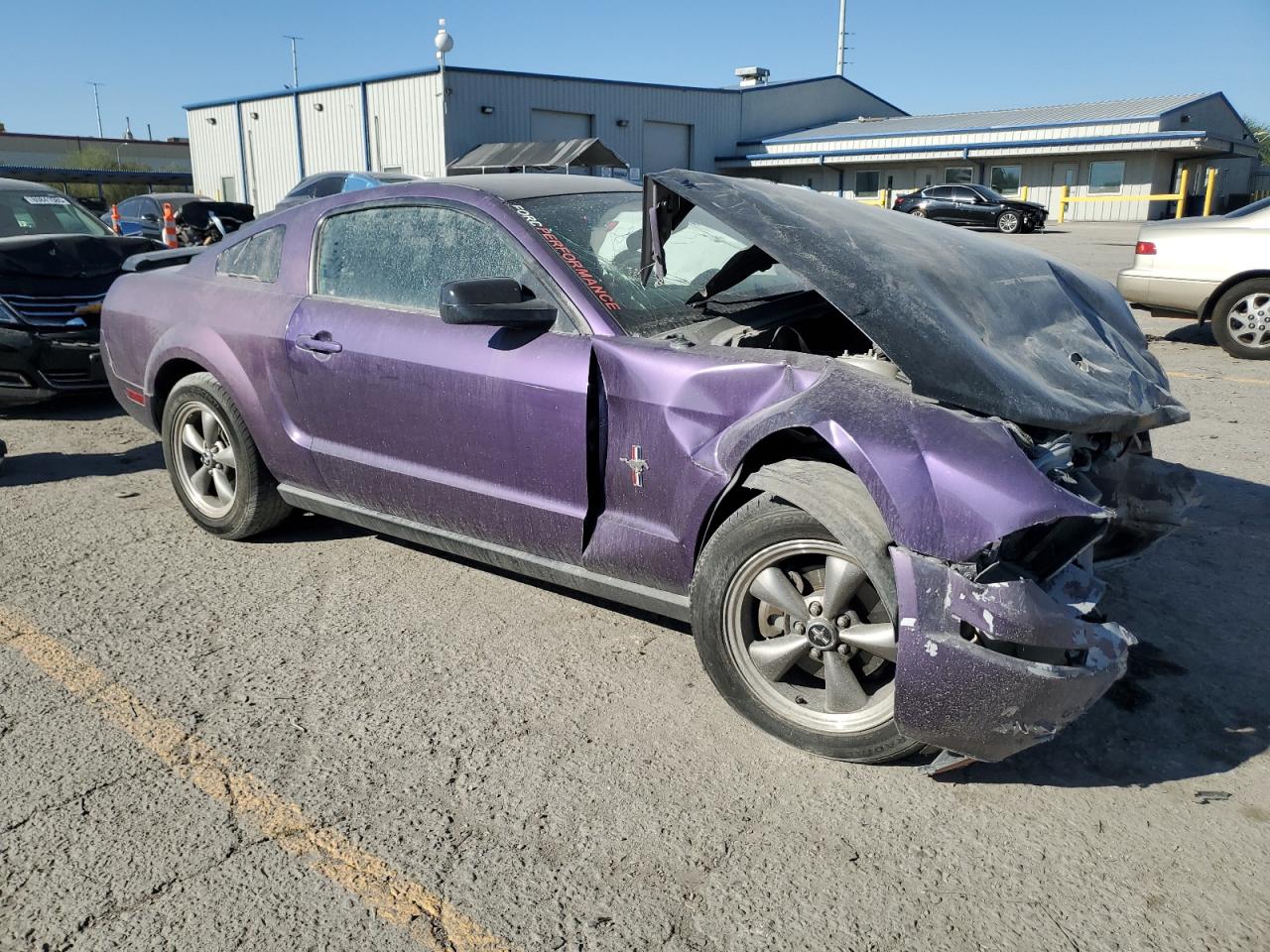 2006 Ford Mustang Фиолетовый vin: 1ZVFT80N265167139