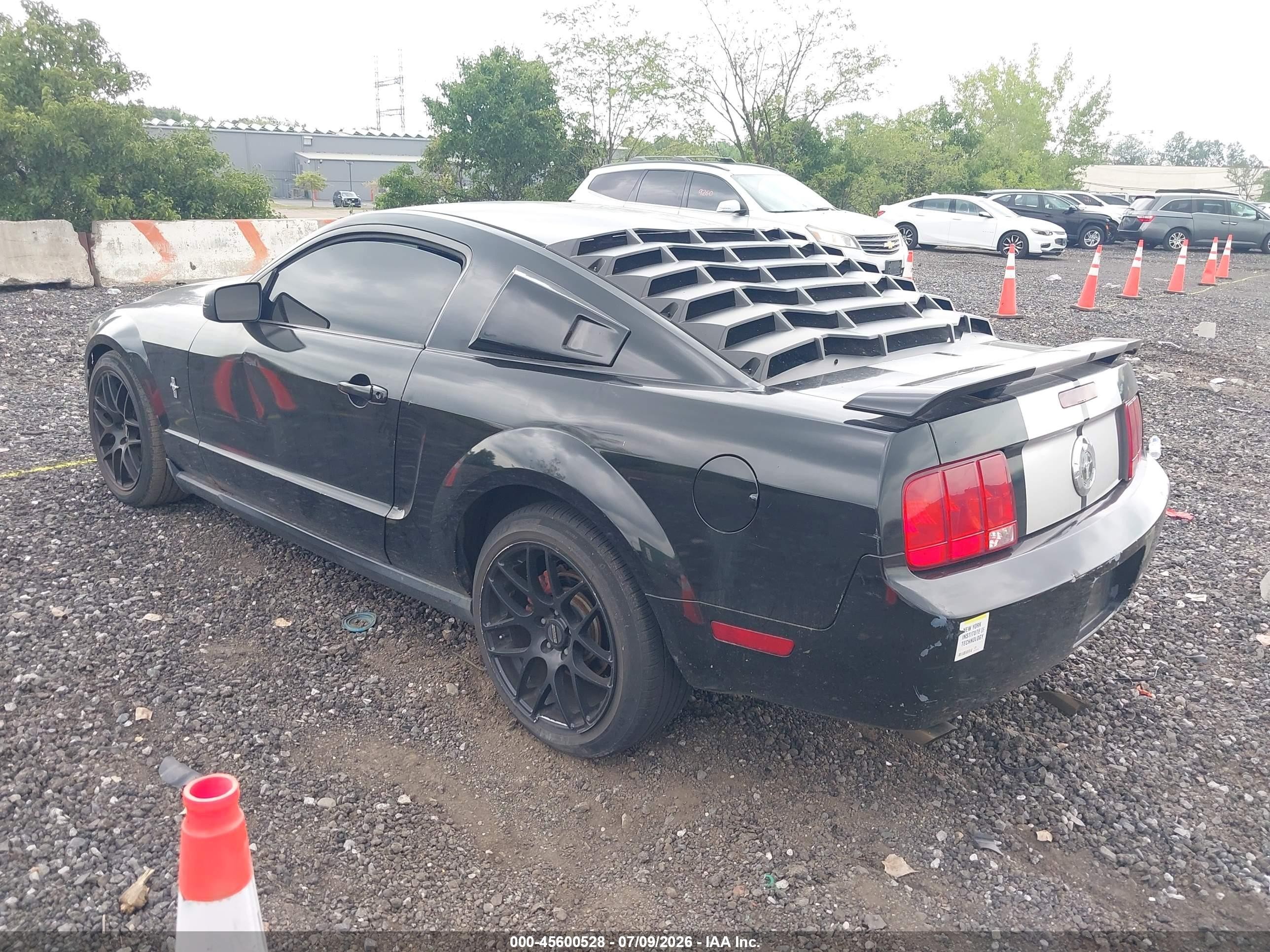 2006 Ford Mustang V6 Black vin: 1ZVFT80N265176701