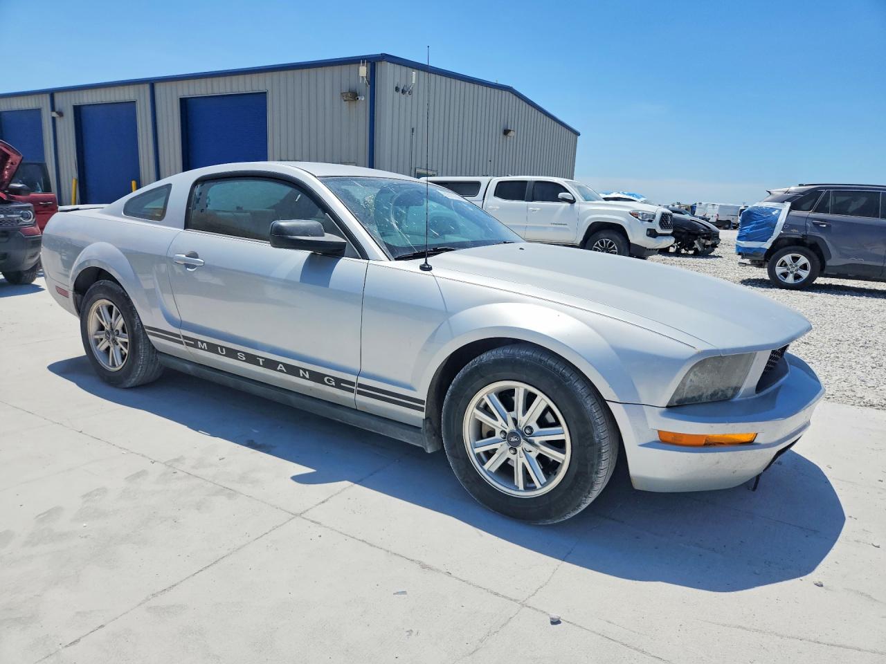2007 Ford Mustang Silver vin: 1ZVFT80N275222271