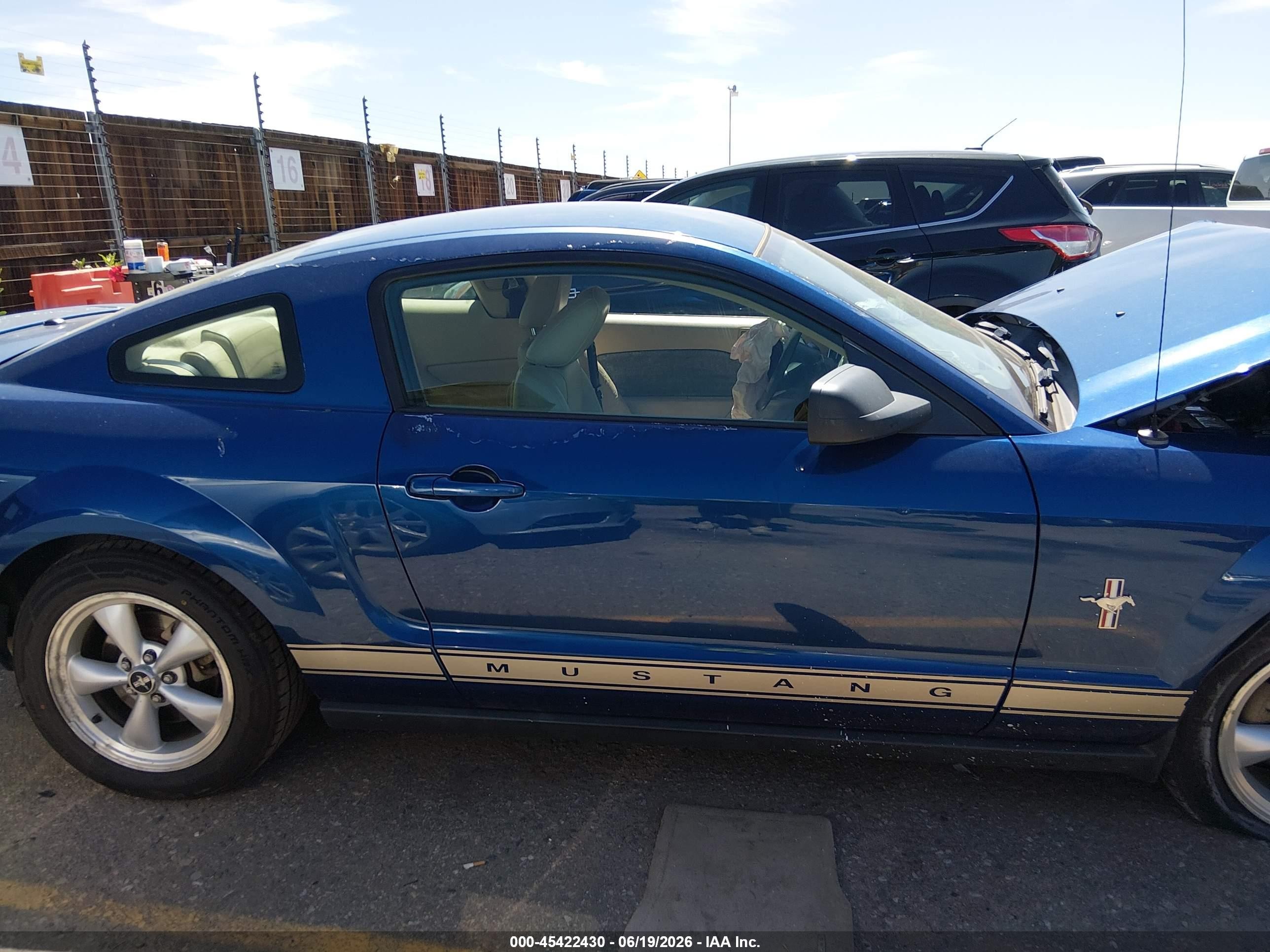 2007 Ford Mustang V6 Deluxe/v6 Premium Blue vin: 1ZVFT80N275255318