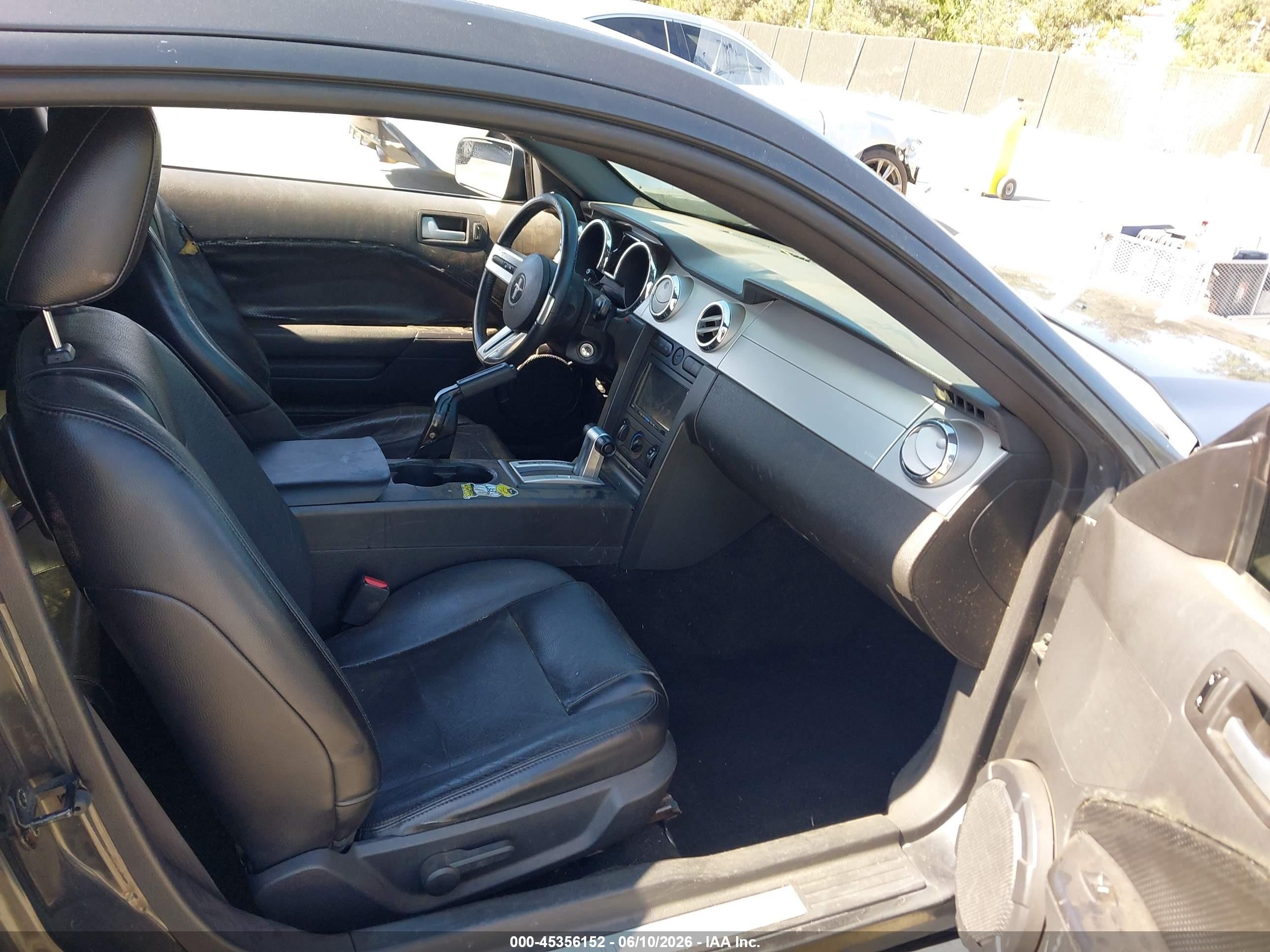 2007 Ford Mustang V6 Deluxe/v6 Premium Gray vin: 1ZVFT80N275283989