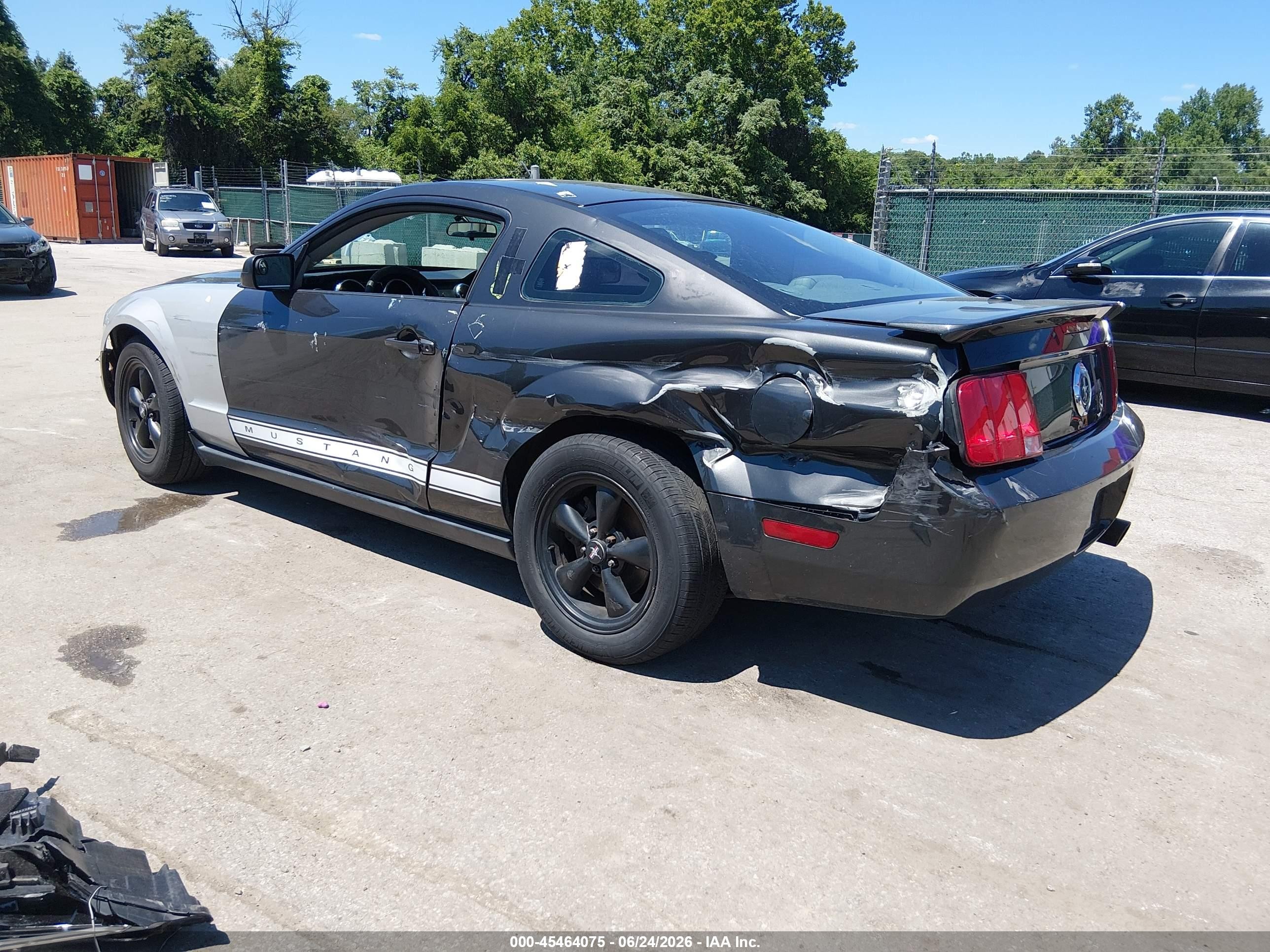 2007 Ford Mustang V6 Deluxe/v6 Premium Gray vin: 1ZVFT80N275359565