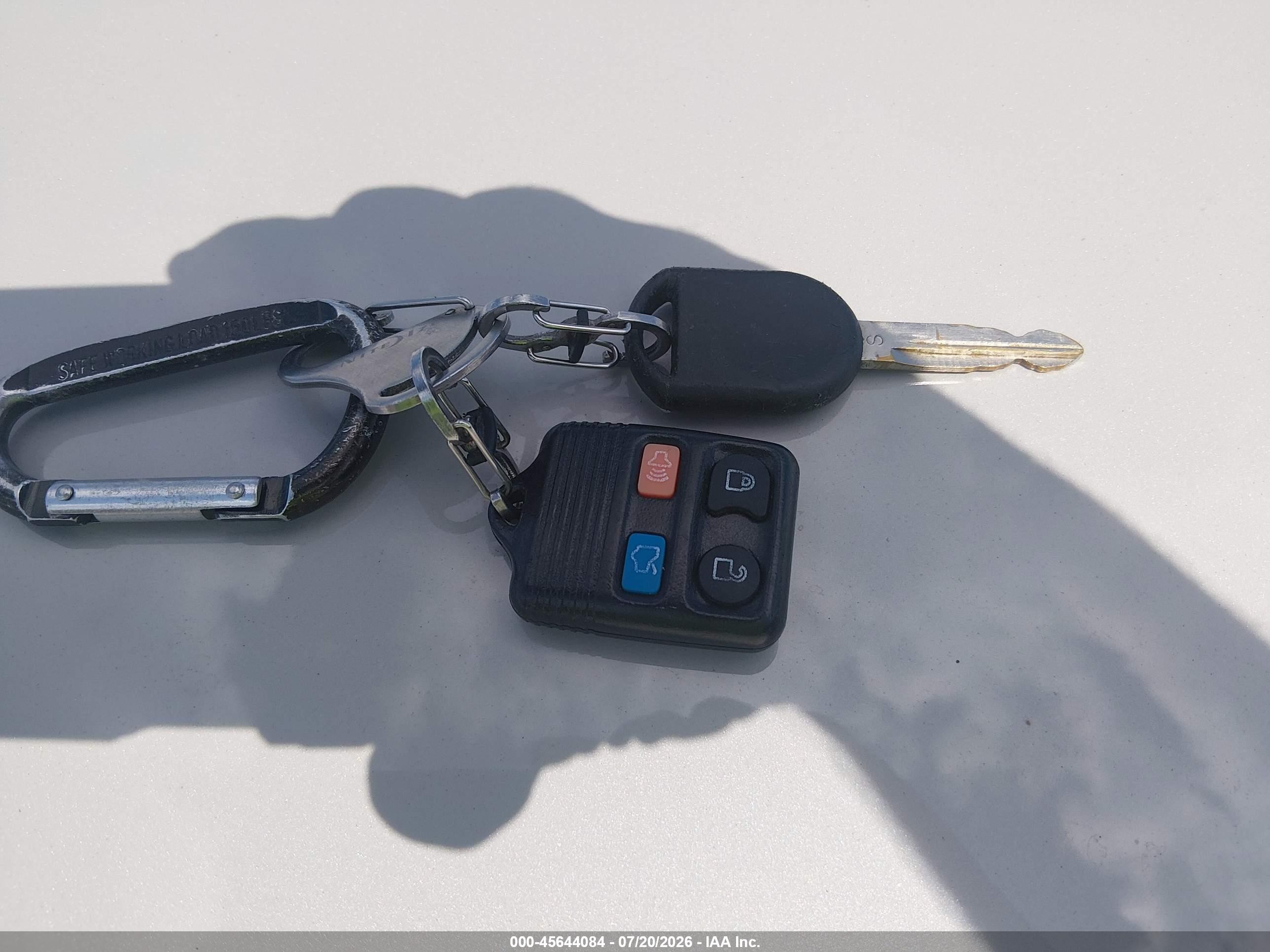 2005 Ford Mustang V6 Deluxe/v6 Premium Серый vin: 1ZVFT80N355135038