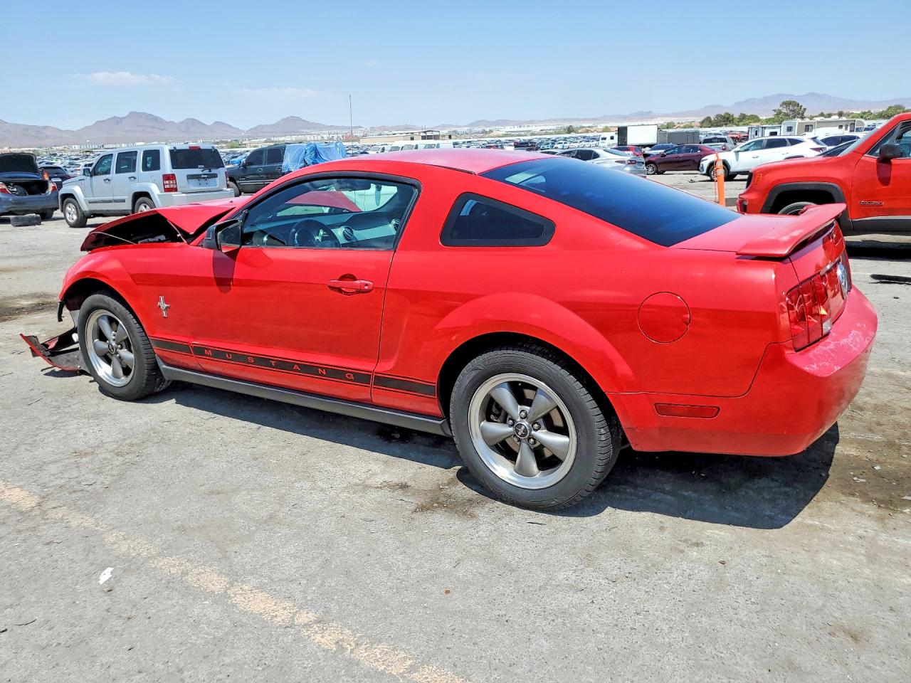 2006 Ford Mustang Red vin: 1ZVFT80N365166470