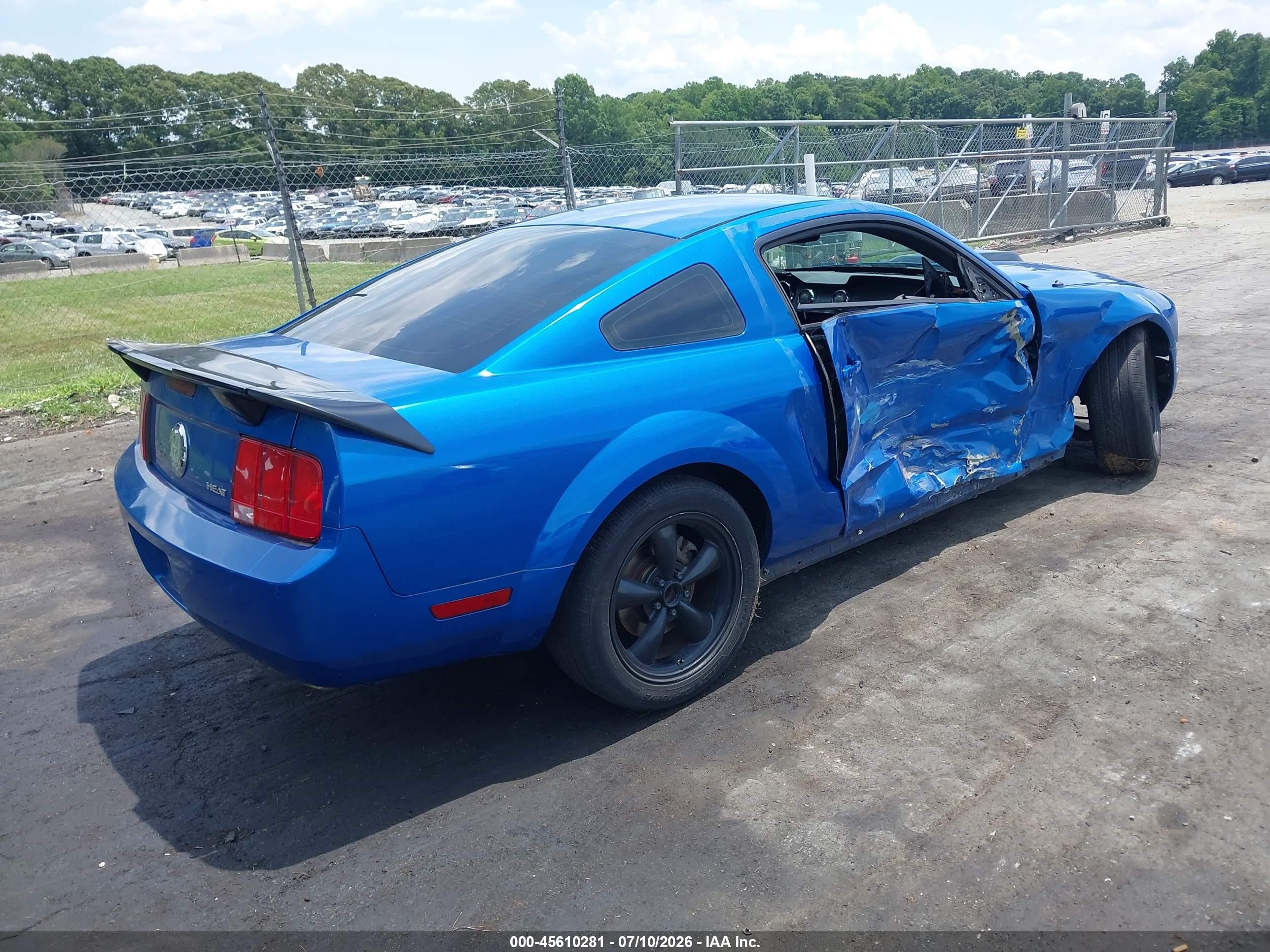 2007 Ford Mustang V6 Deluxe/v6 Premium Blue vin: 1ZVFT80N375240469