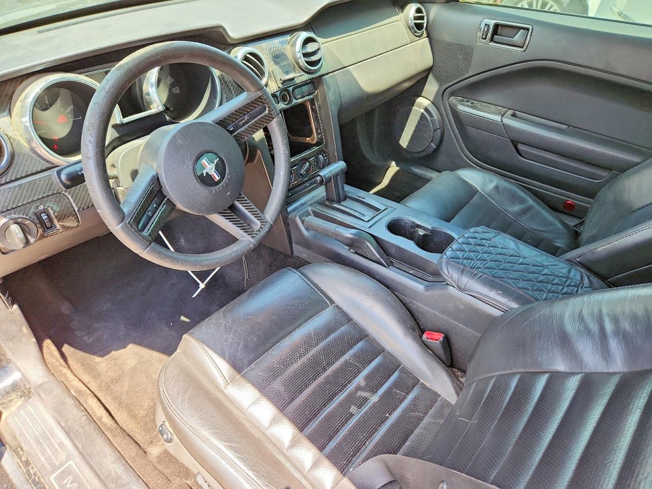 2005 Ford Mustang Black vin: 1ZVFT80N455149787