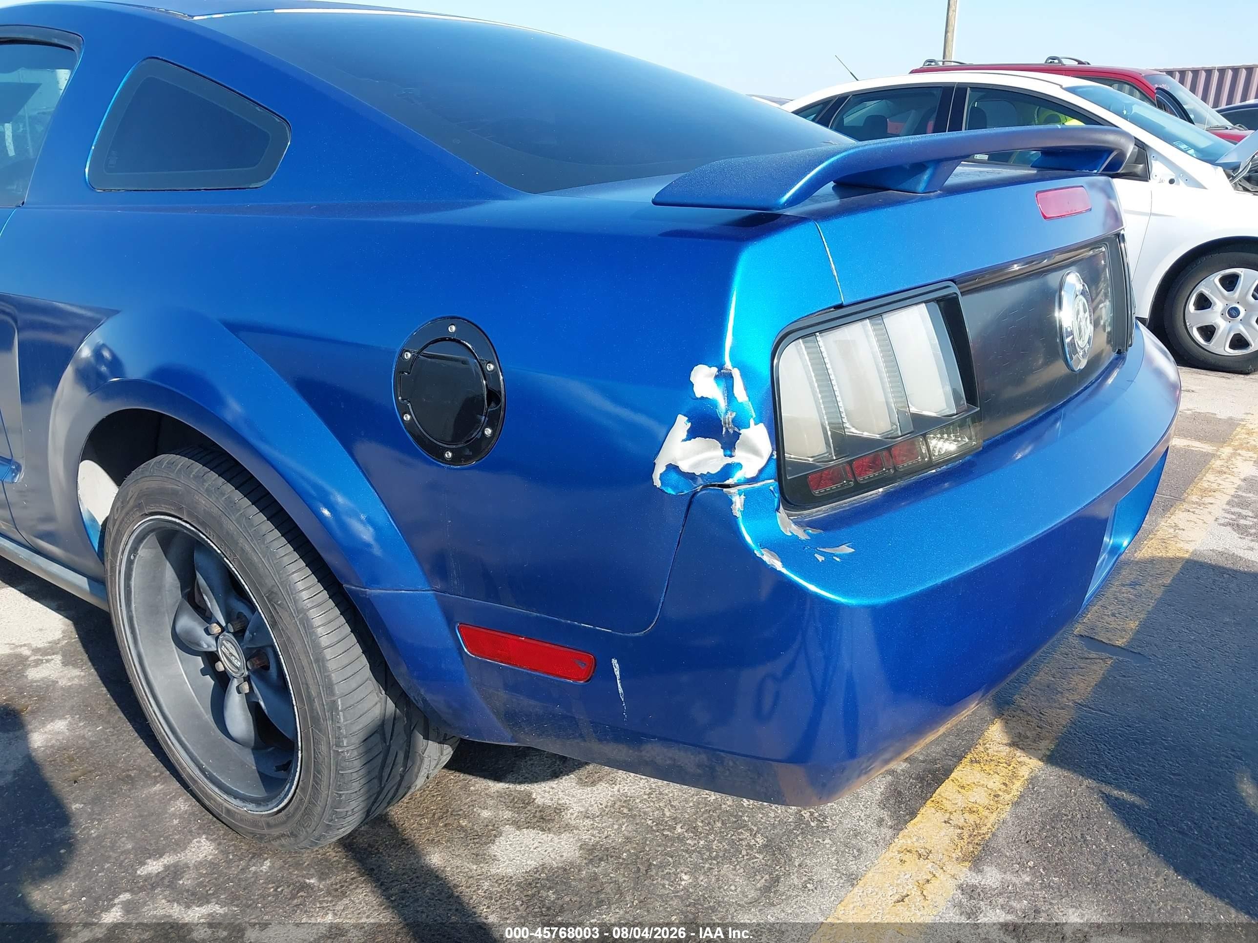 2005 Ford Mustang V6 Deluxe/v6 Premium Blue vin: 1ZVFT80N455238436
