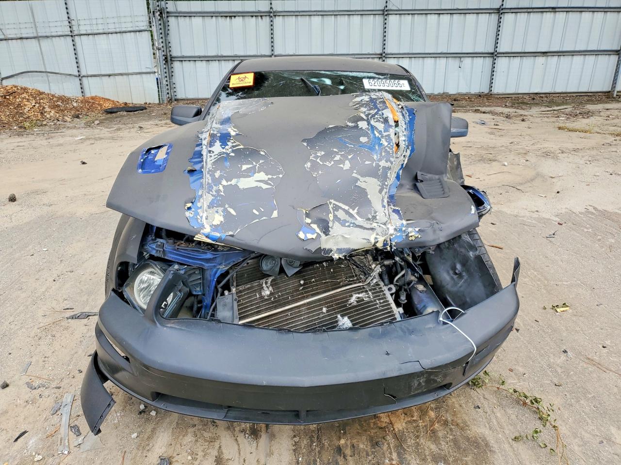 2007 Ford Mustang Угольный vin: 1ZVFT80N475229125
