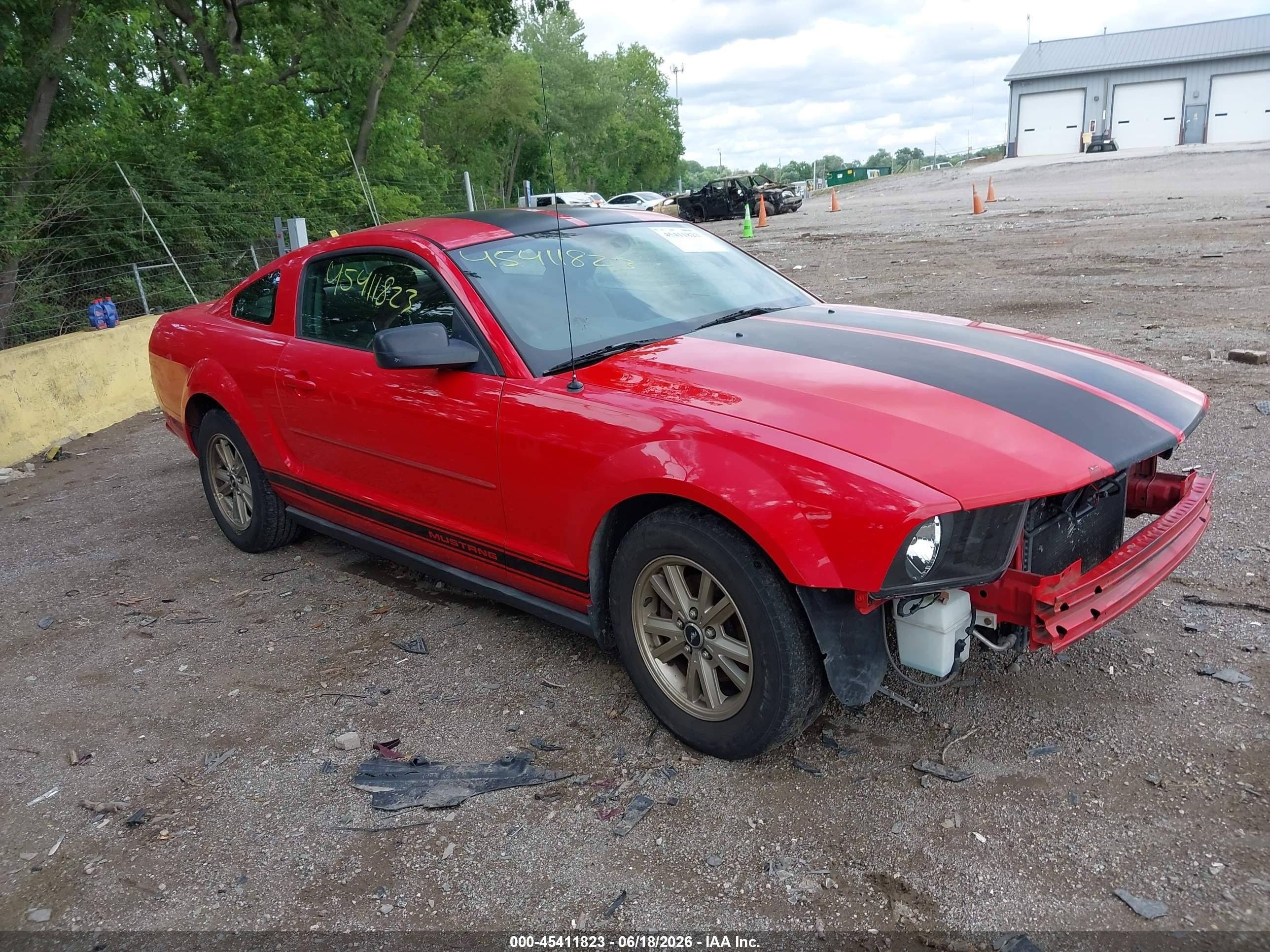 2007 Ford Mustang V6 Deluxe/v6 Premium Red vin: 1ZVFT80N475280883