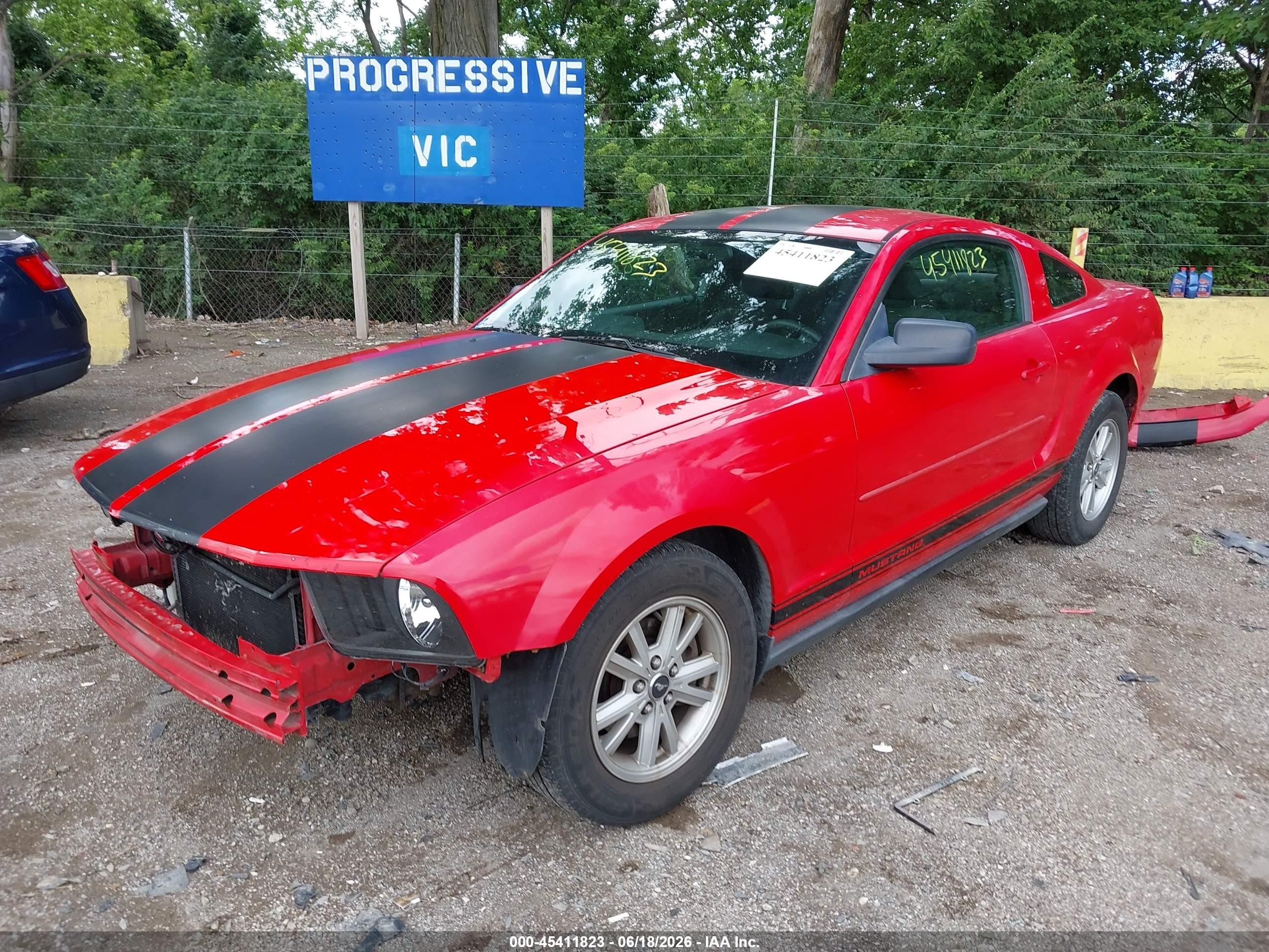2007 Ford Mustang V6 Deluxe/v6 Premium Red vin: 1ZVFT80N475280883