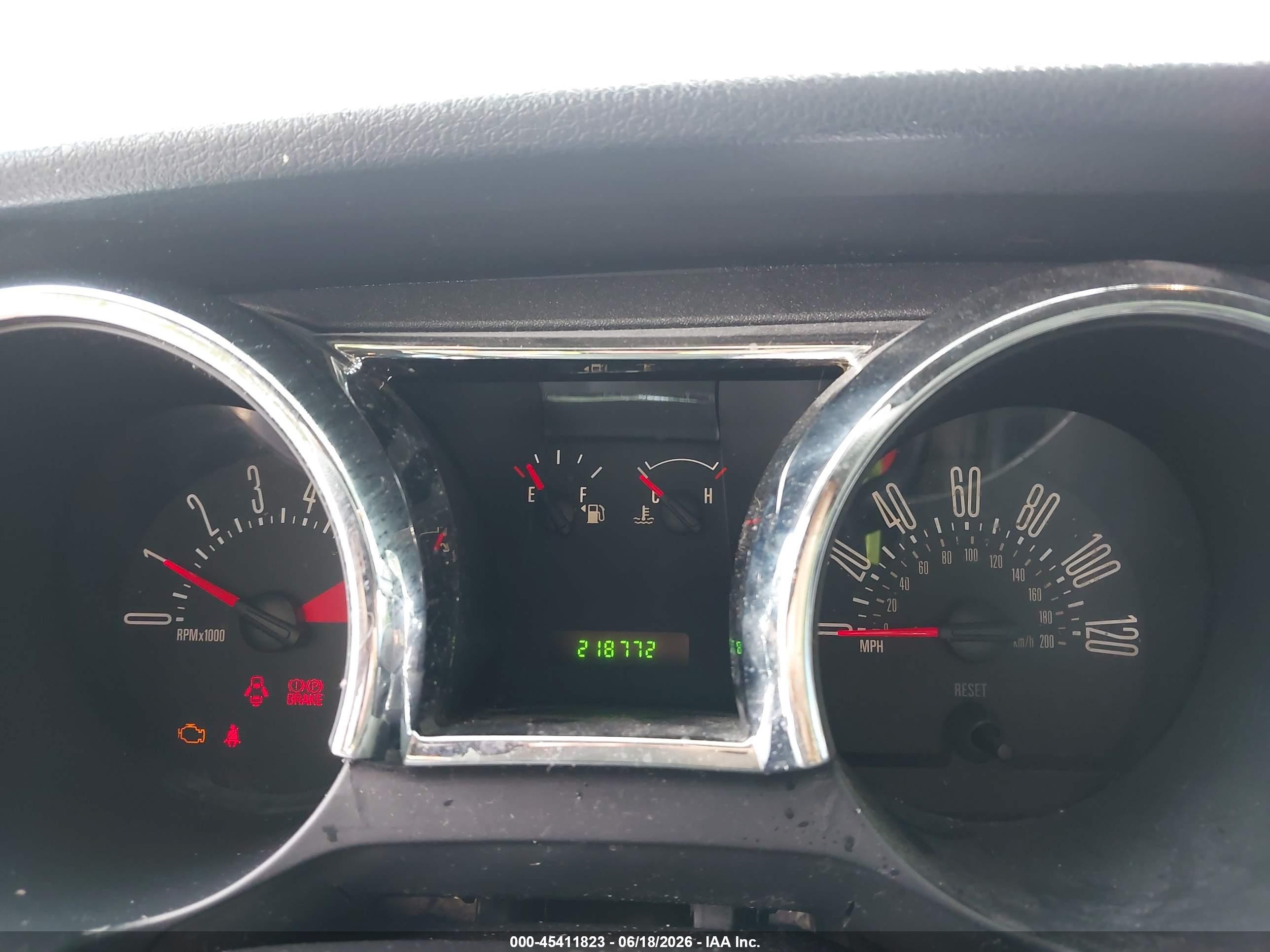 2007 Ford Mustang V6 Deluxe/v6 Premium Red vin: 1ZVFT80N475280883