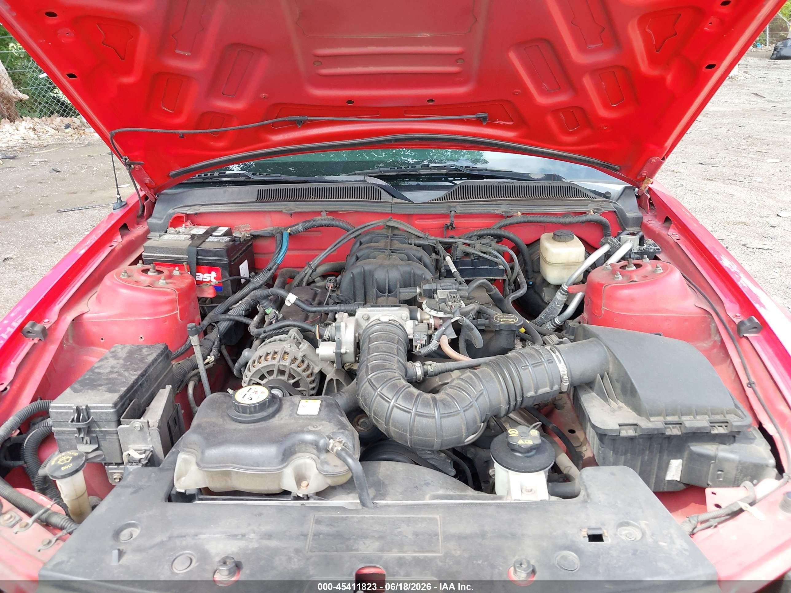 2007 Ford Mustang V6 Deluxe/v6 Premium Red vin: 1ZVFT80N475280883
