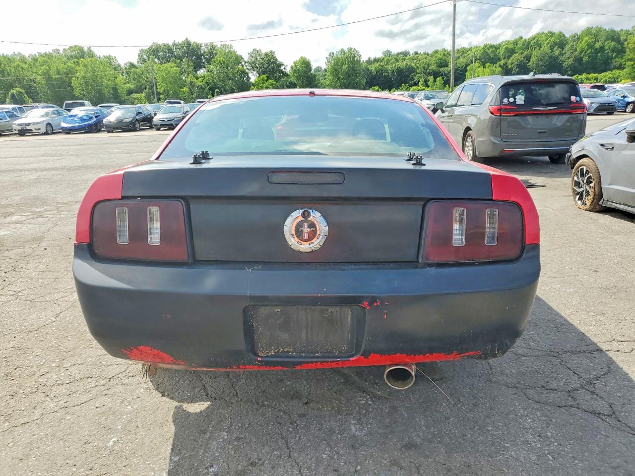 2007 Ford Mustang Красный vin: 1ZVFT80N475294623