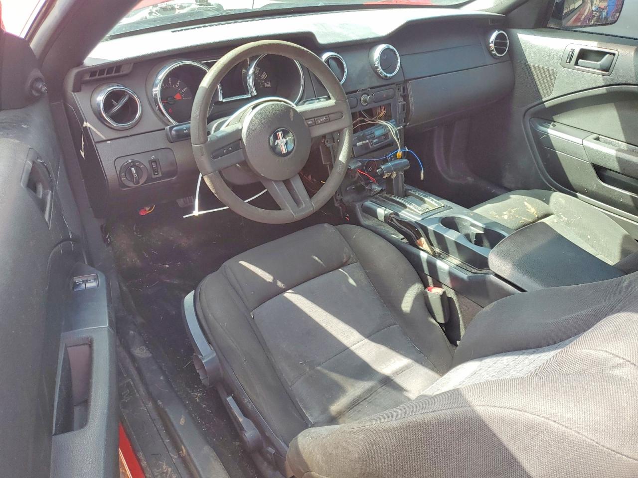 2007 Ford Mustang Красный vin: 1ZVFT80N475294623