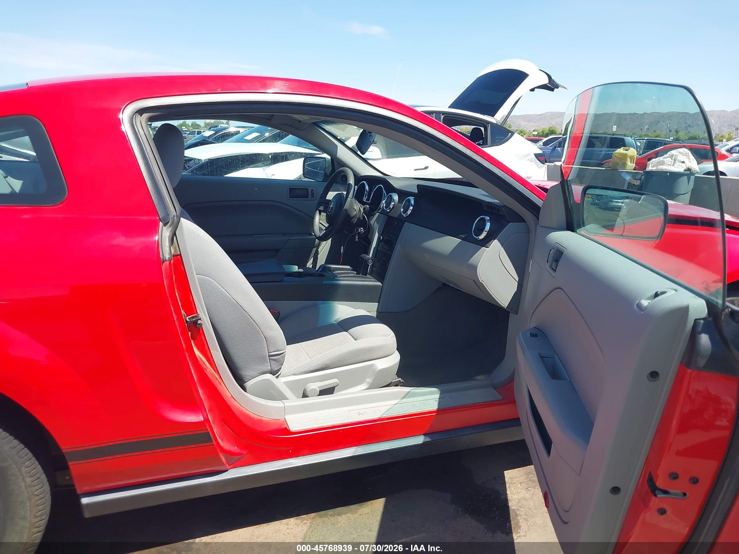 2007 Ford Mustang V6 Deluxe/v6 Premium Red vin: 1ZVFT80N475305961