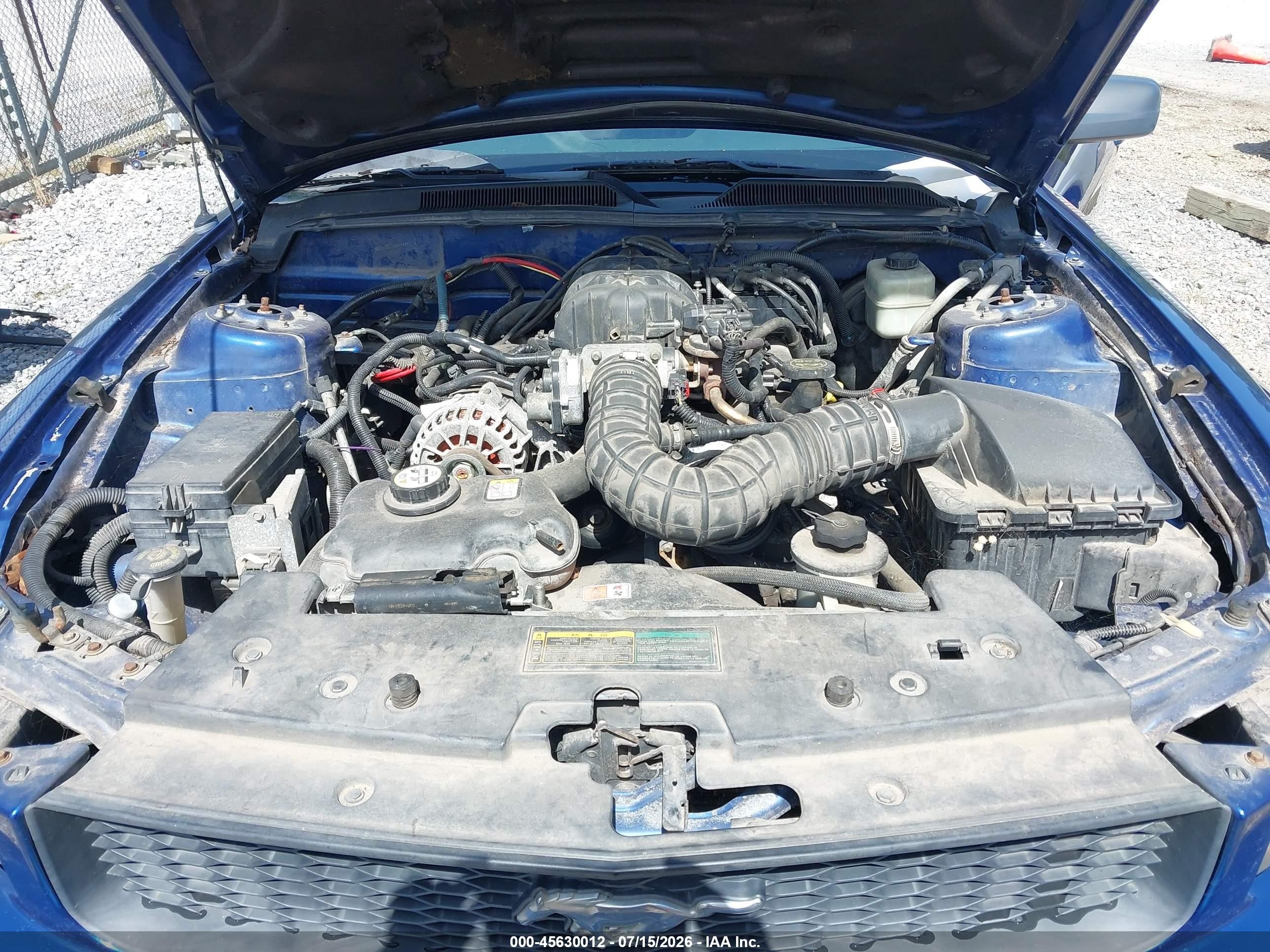 2007 Ford Mustang V6 Deluxe/v6 Premium Синий vin: 1ZVFT80N475314885