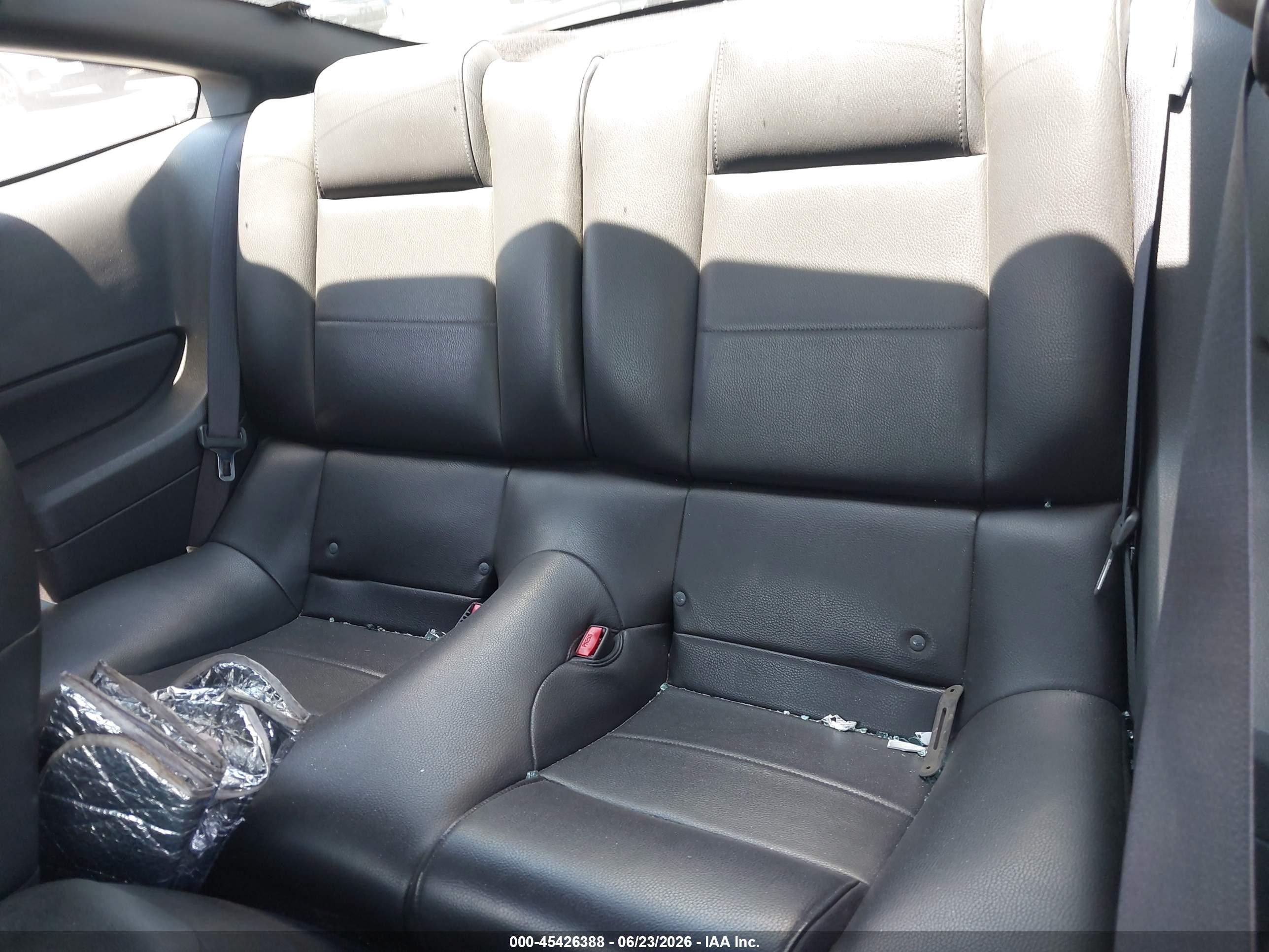 2006 Ford Mustang V6 Black vin: 1ZVFT80N565123197