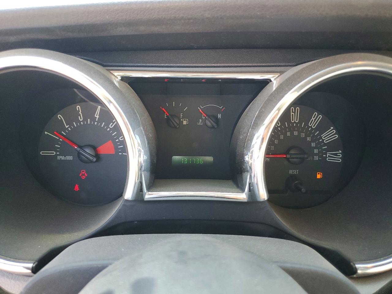 2006 Ford Mustang Maroon vin: 1ZVFT80N565149265