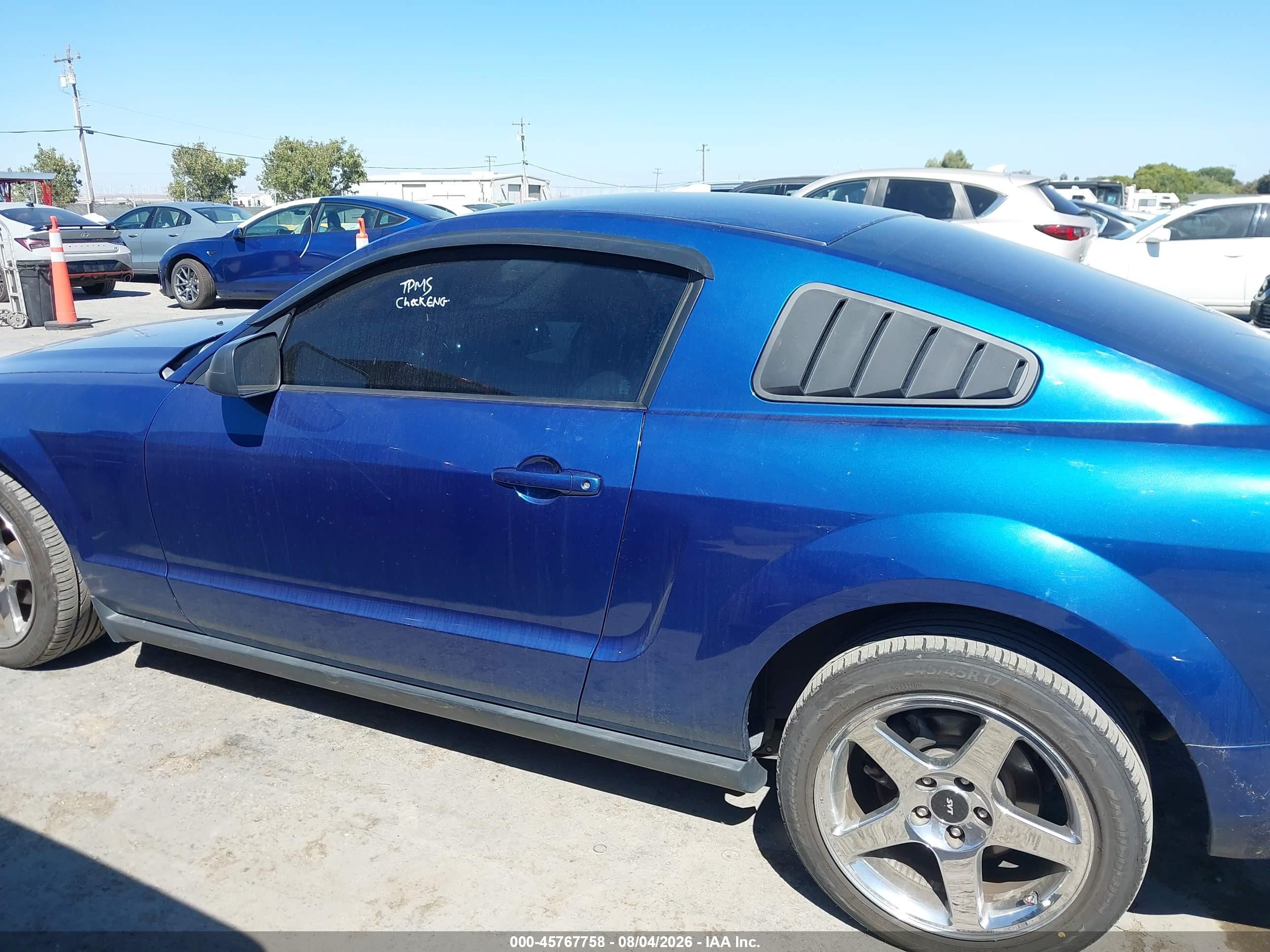 2007 Ford Mustang V6 Deluxe/v6 Premium Dark Blue vin: 1ZVFT80N575270735