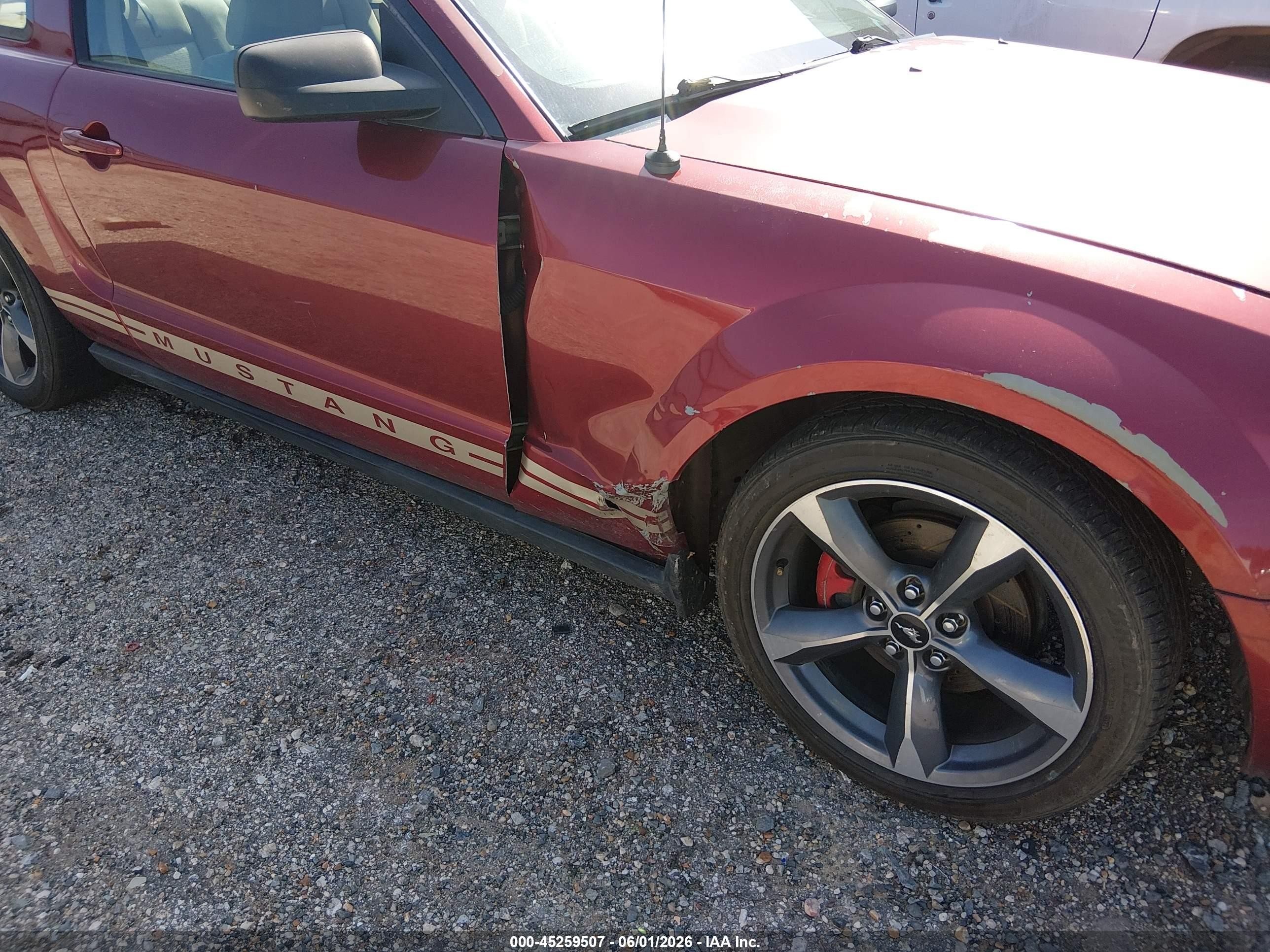 2007 Ford Mustang V6 Deluxe/v6 Premium Burgundy vin: 1ZVFT80N575341156
