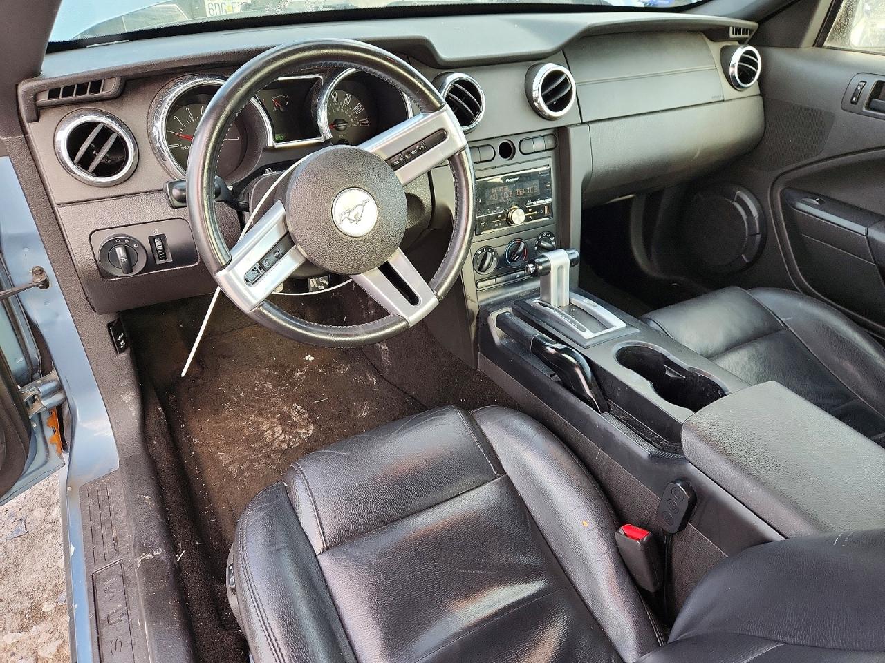 2005 Ford Mustang Blue vin: 1ZVFT80N655251589