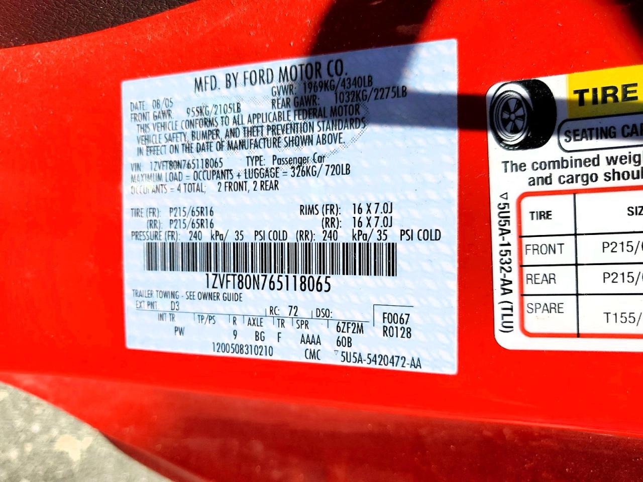 2006 Ford Mustang Red vin: 1ZVFT80N765118065